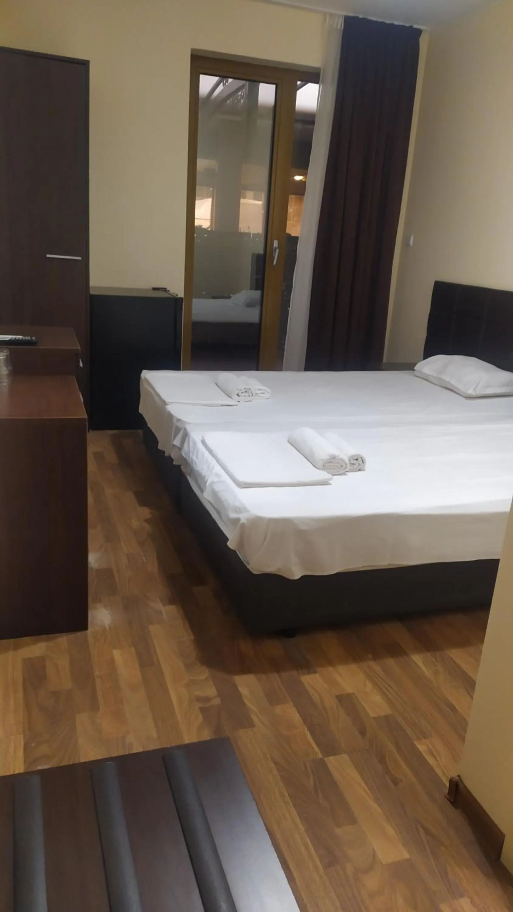 Bed in Hotel Golden Ina - All Inclusive - Beachfront