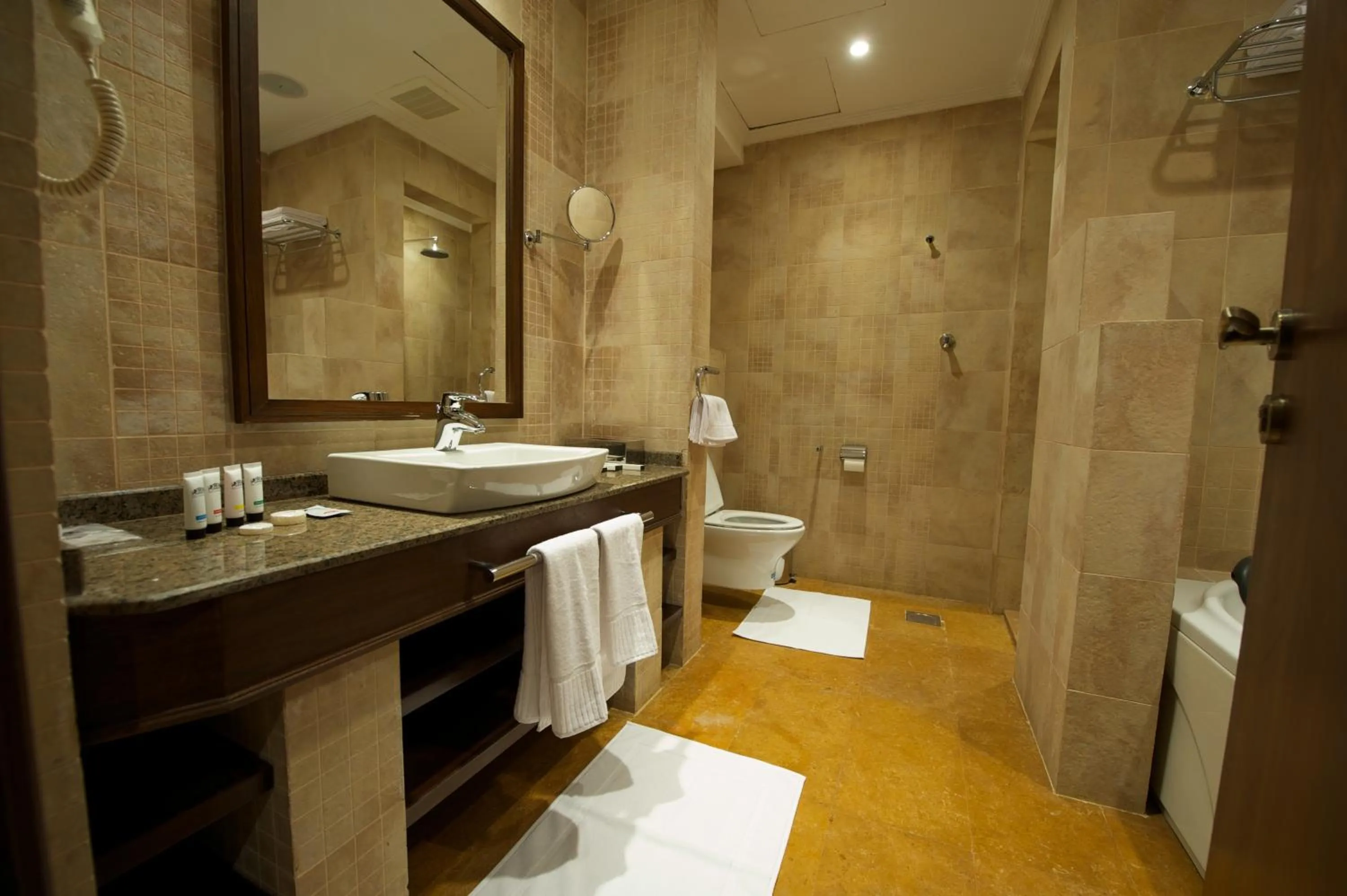 Bathroom in Rawasi Hotel Apartments