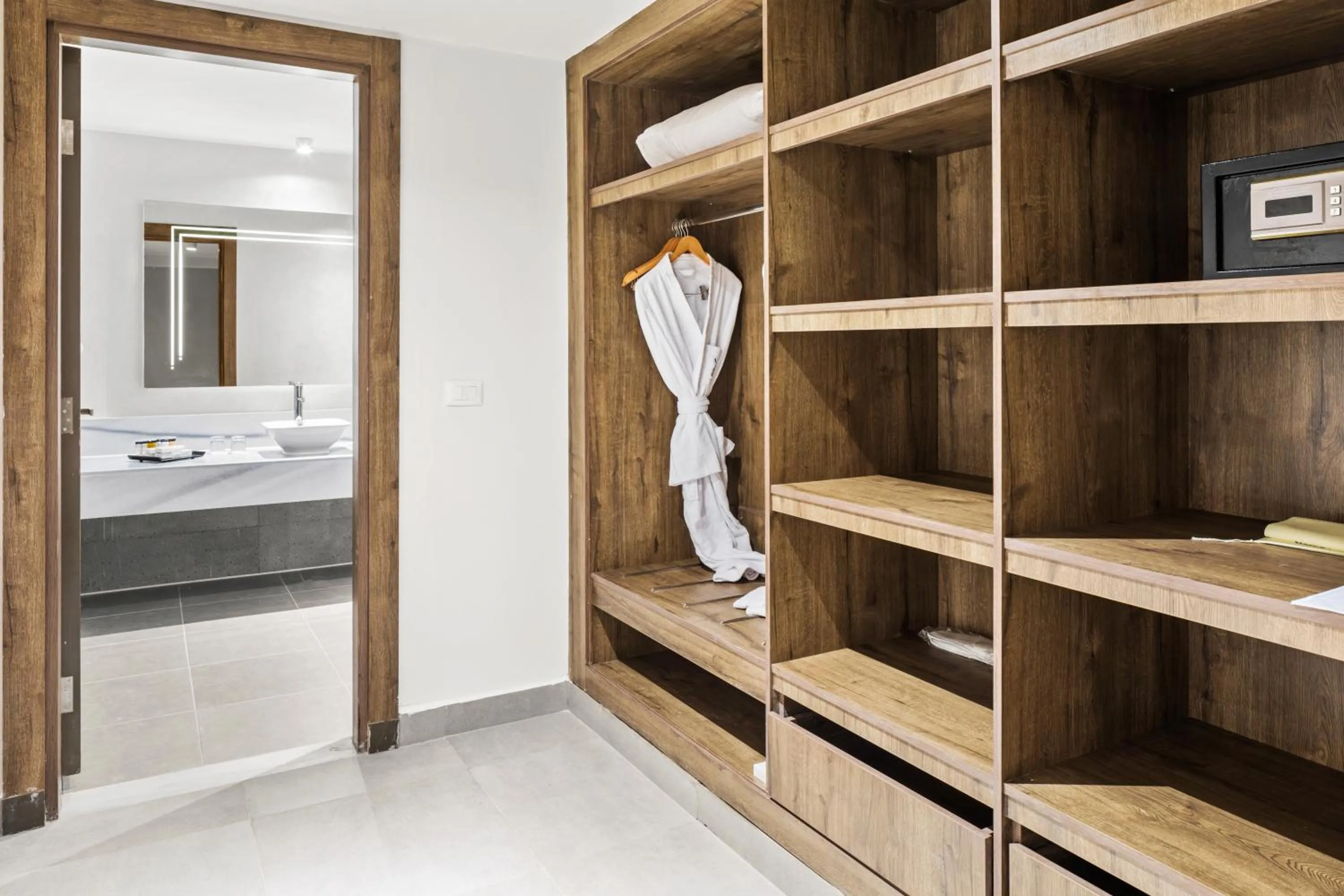 wardrobe in Pickalbatros Laguna Club Resort Sharm El Sheikh