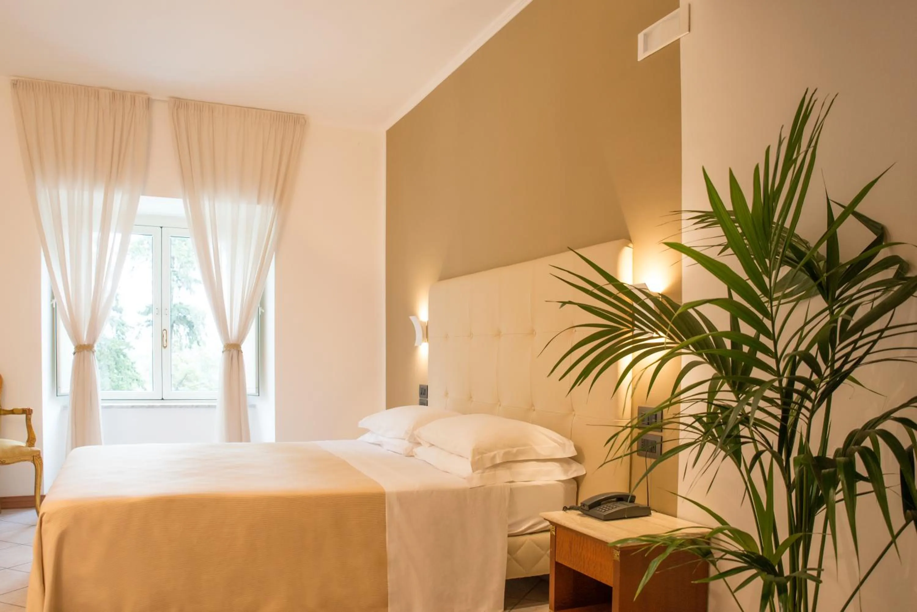 View (from property/room), Bed in Grand Hotel Telese