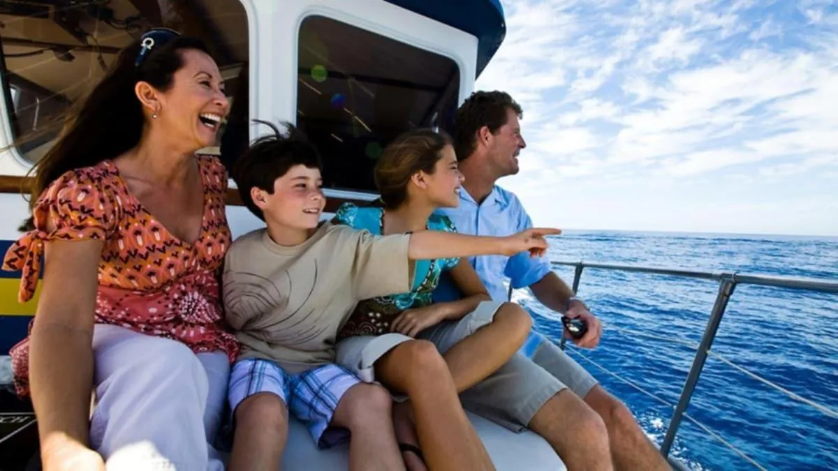 Lauloa 105 · LOA 105 2BD OceanFront Getaway w AC Pool