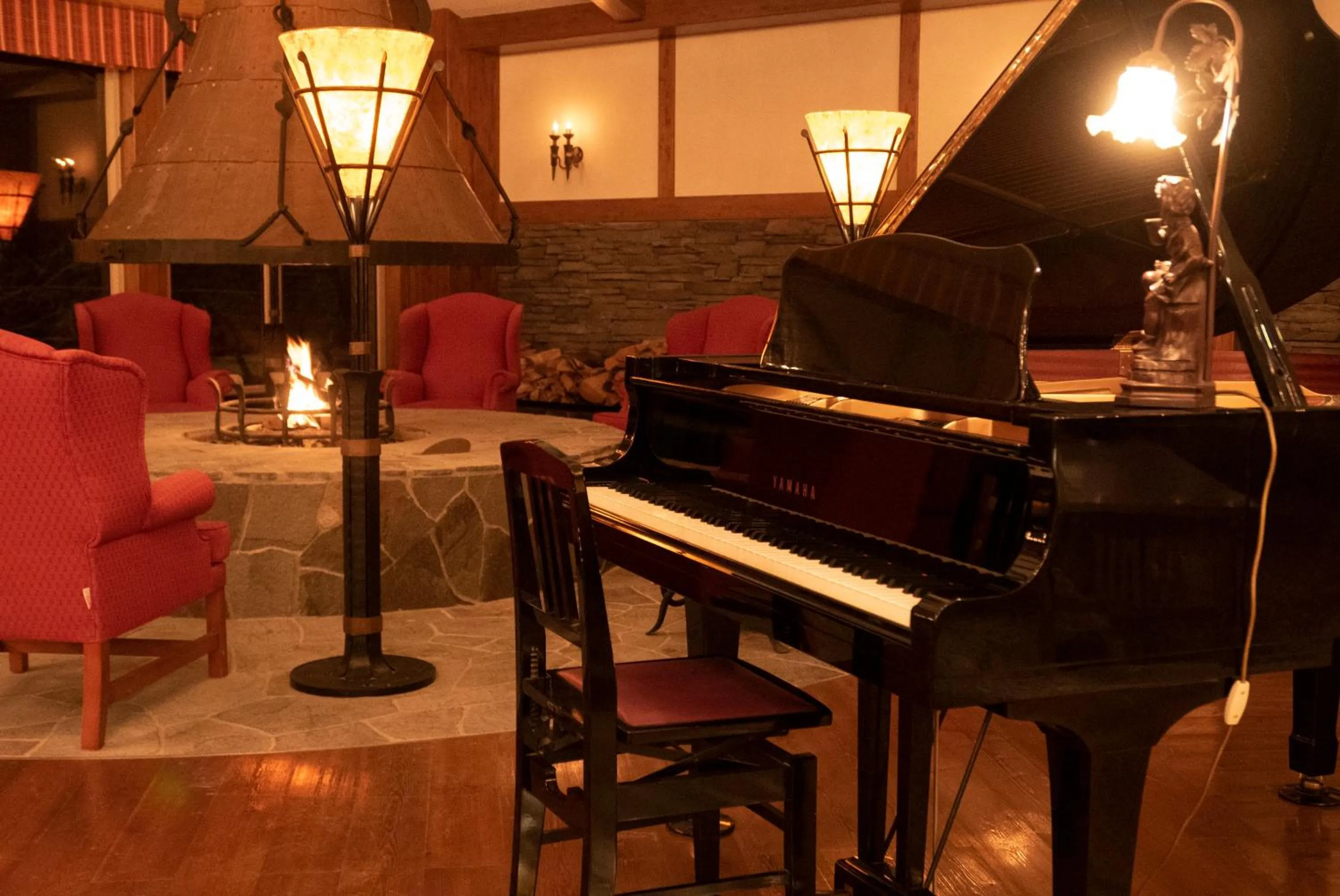 Lobby or reception in WHITE HOTEL GRAND HAKUBA