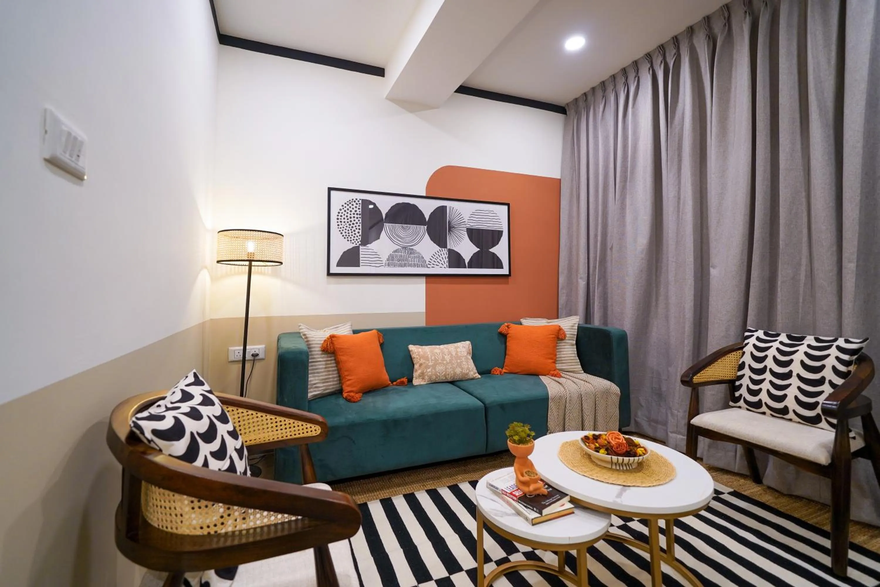 Living room in Olive Hotel Hosa Road Metro by Embassy Group