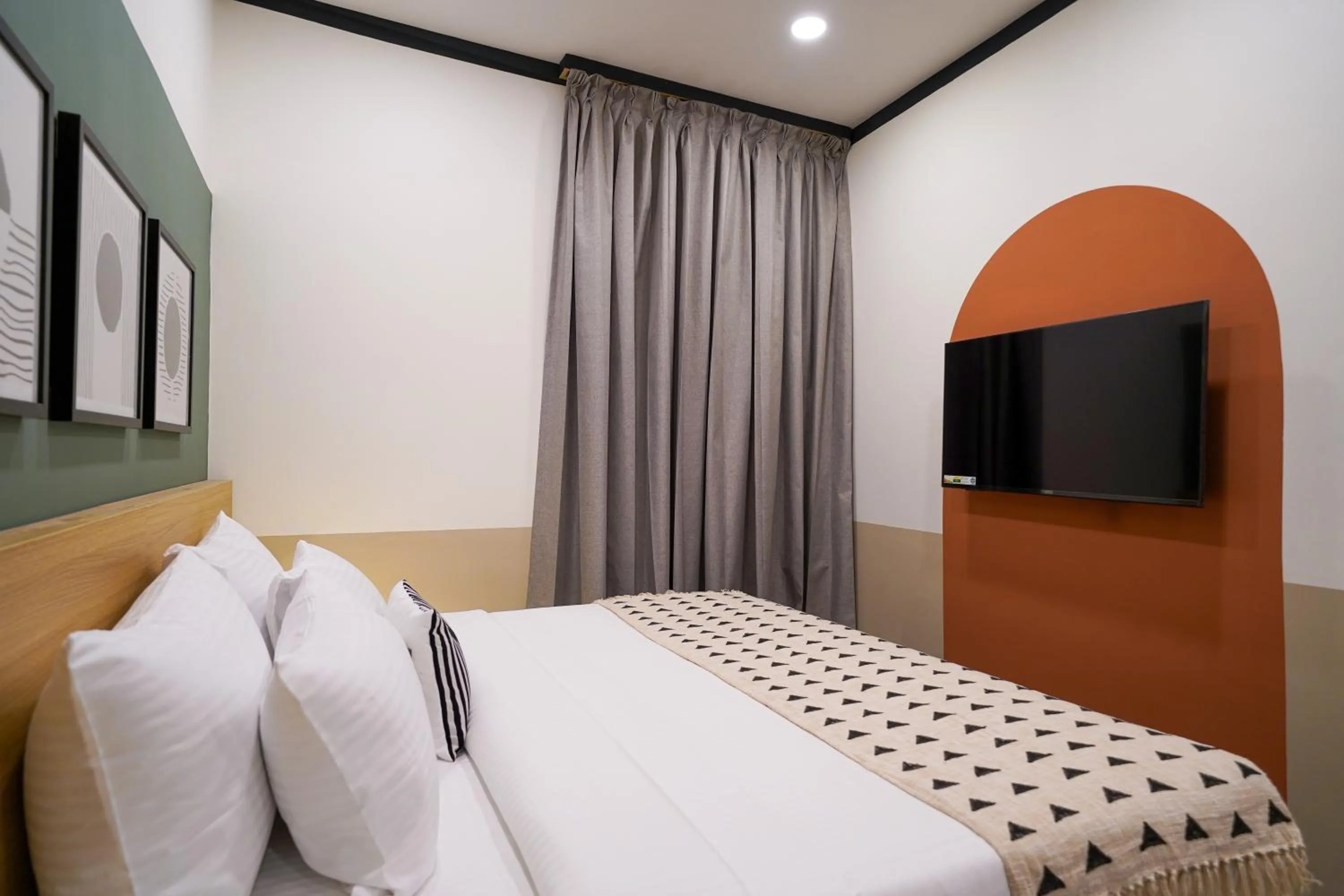 Bed in Olive Hotel Hosa Road Metro by Embassy Group