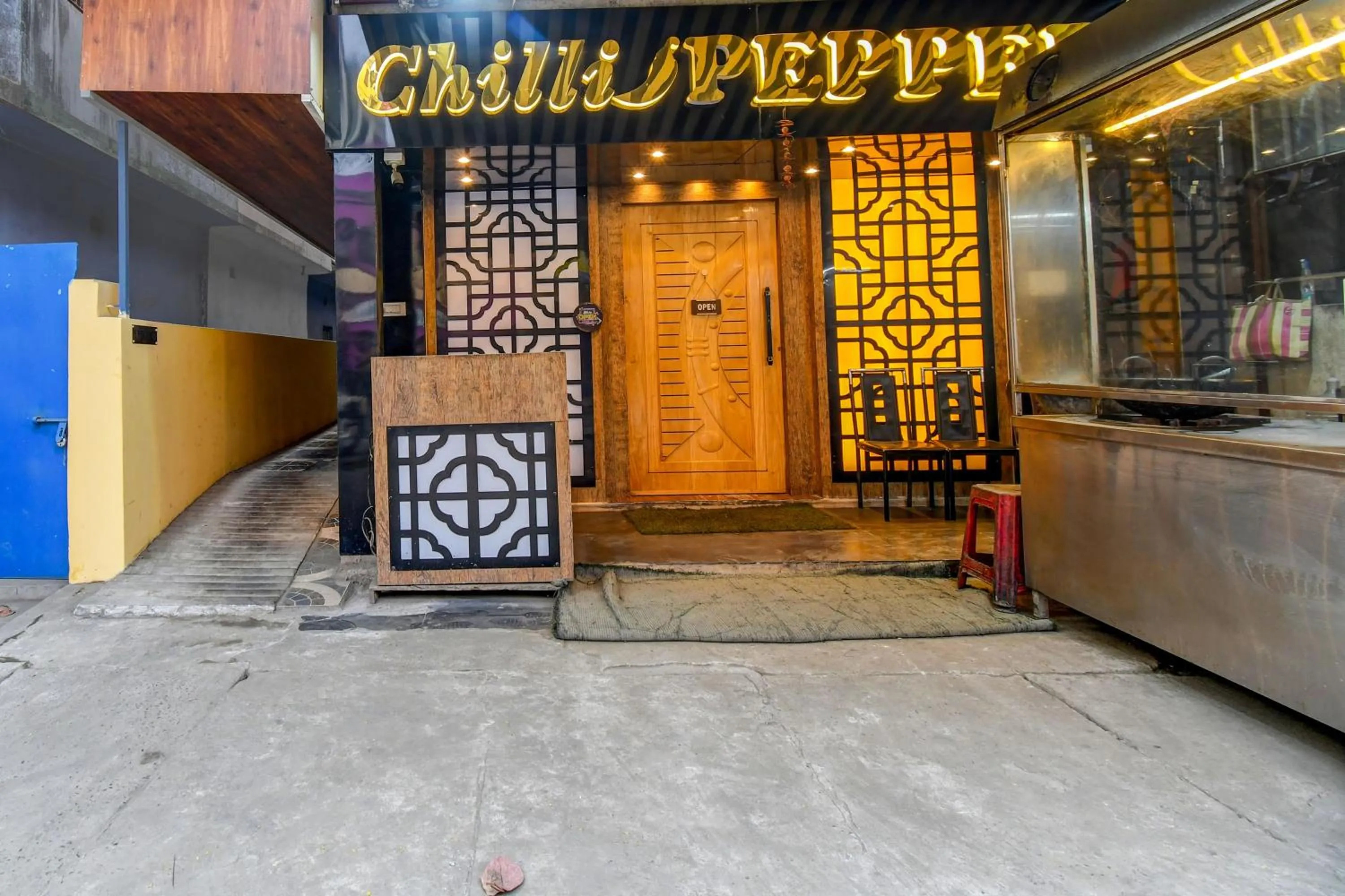 Facade/entrance in Hotel O Chilli Pepper Hotel and Restaurant