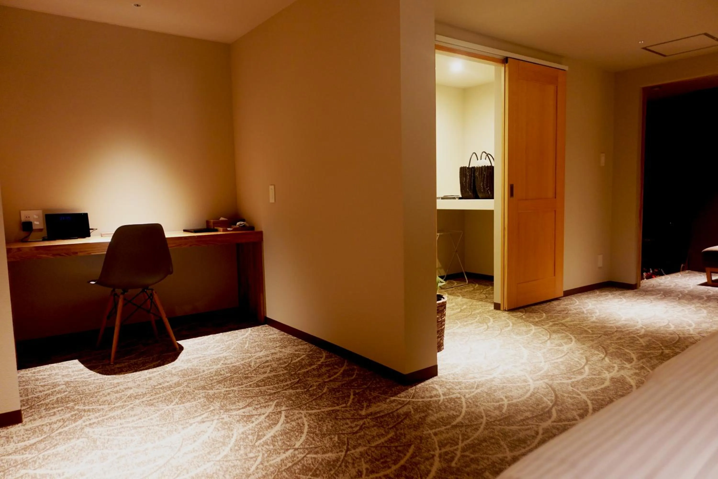 Living room, Bed in Resort Hotel RAKI House Nasu