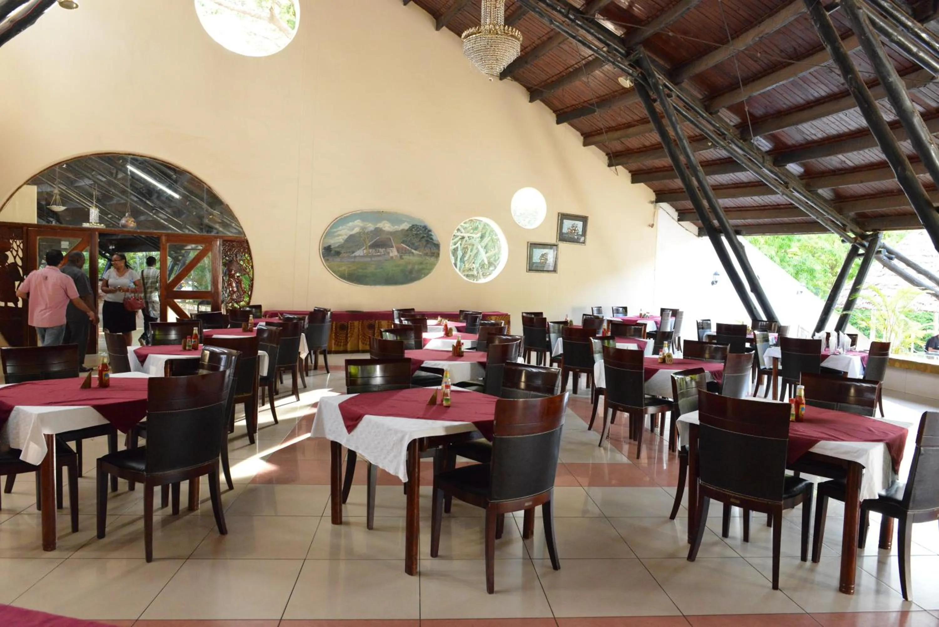 Restaurant/places to eat in Morogoro Hotel