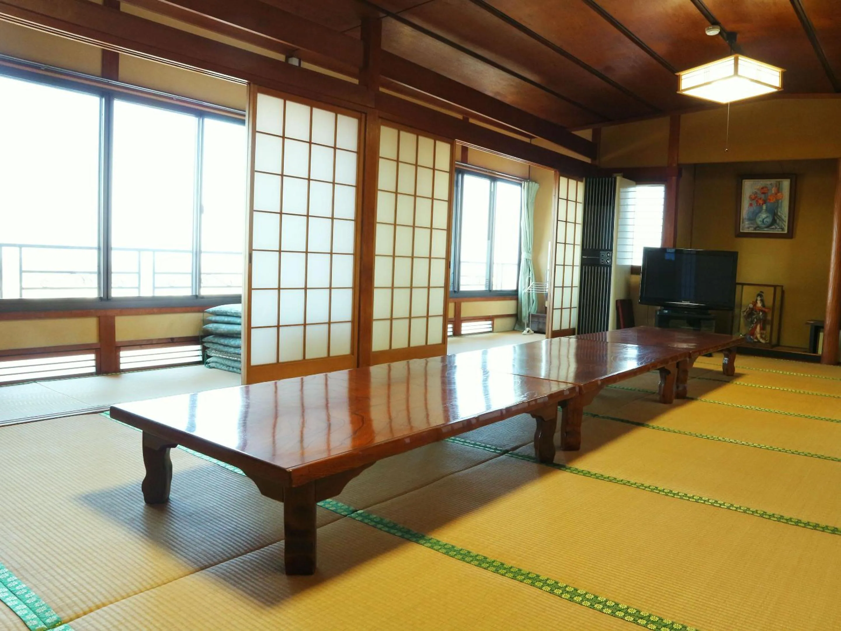 Photo of the whole room in Kanko Ryokan Yamato
