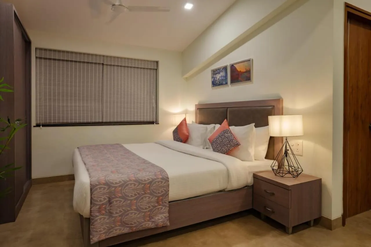 Bedroom, Bed in Carnival De Goa