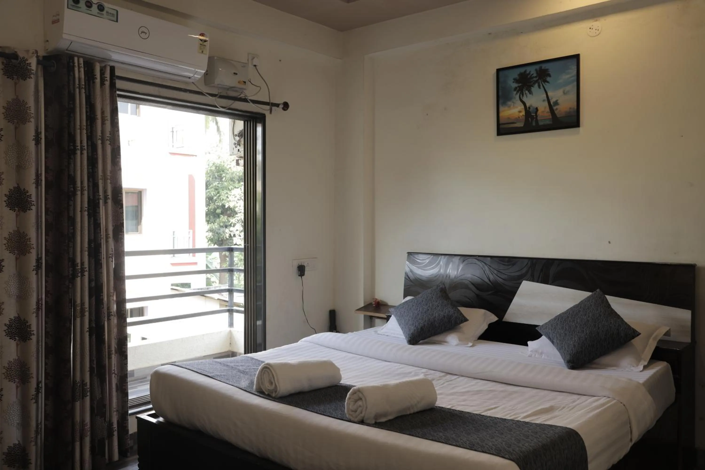 Bed in Anant Villa & Resorts