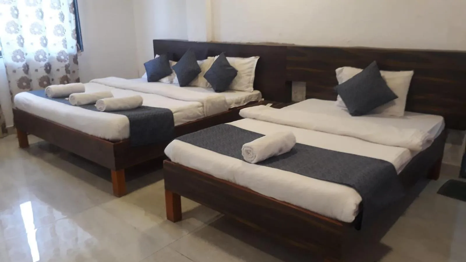 Bed in Anant Villa & Resorts
