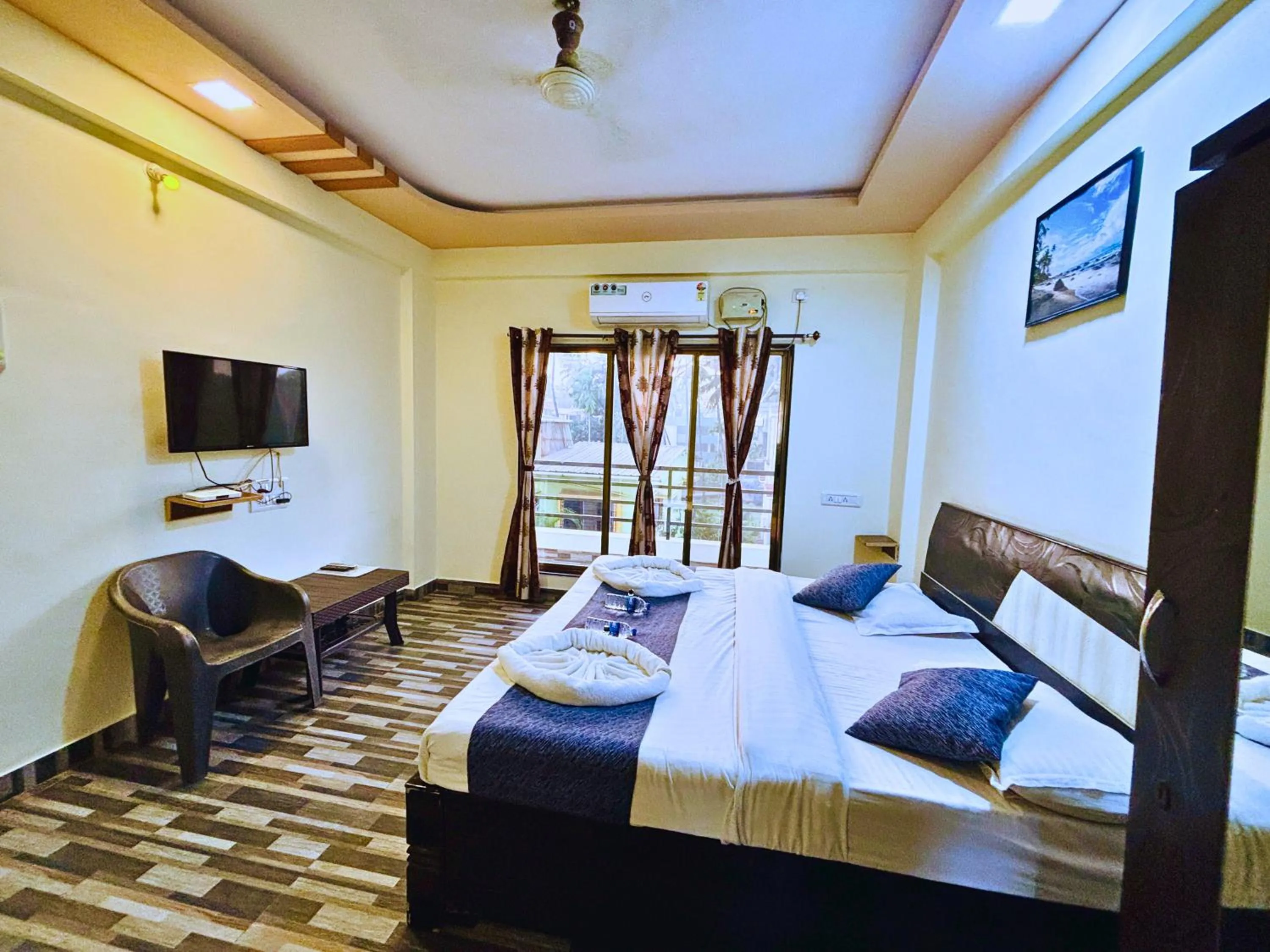 Bed in Anant Villa & Resorts