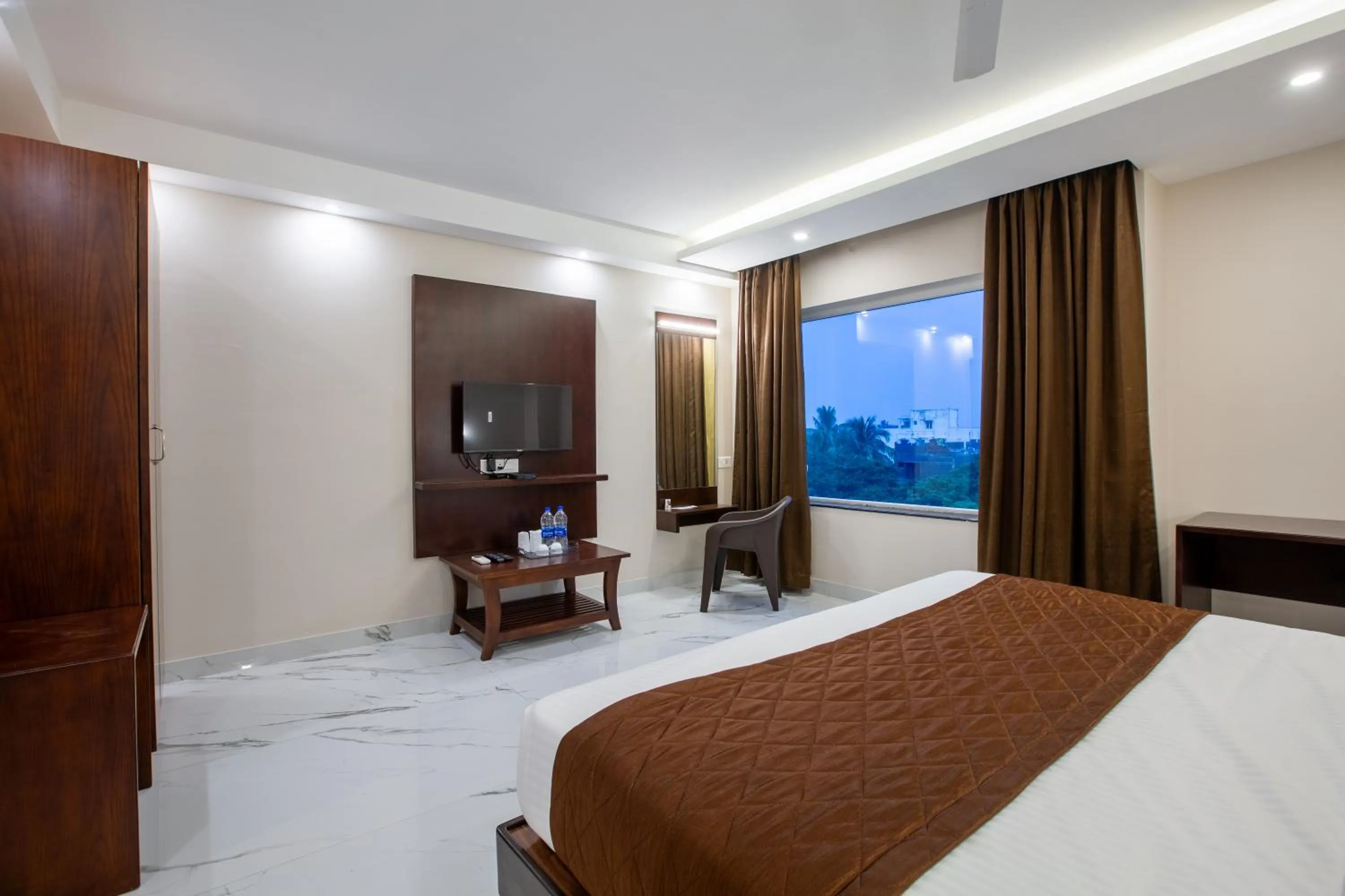 Bed in PARKKAVAN TOWERS