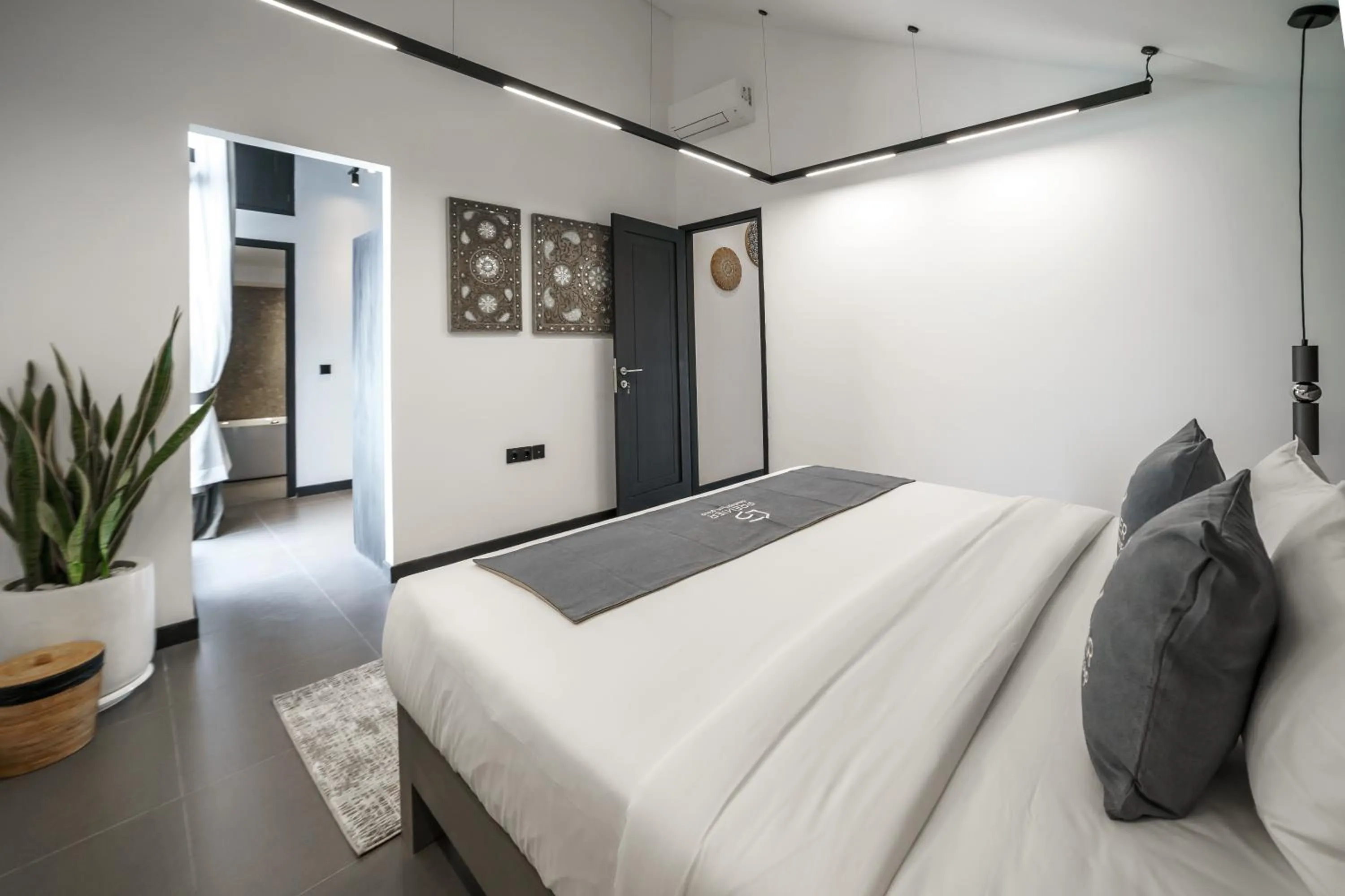 Bedroom, Bed in Premier Umalas Villas