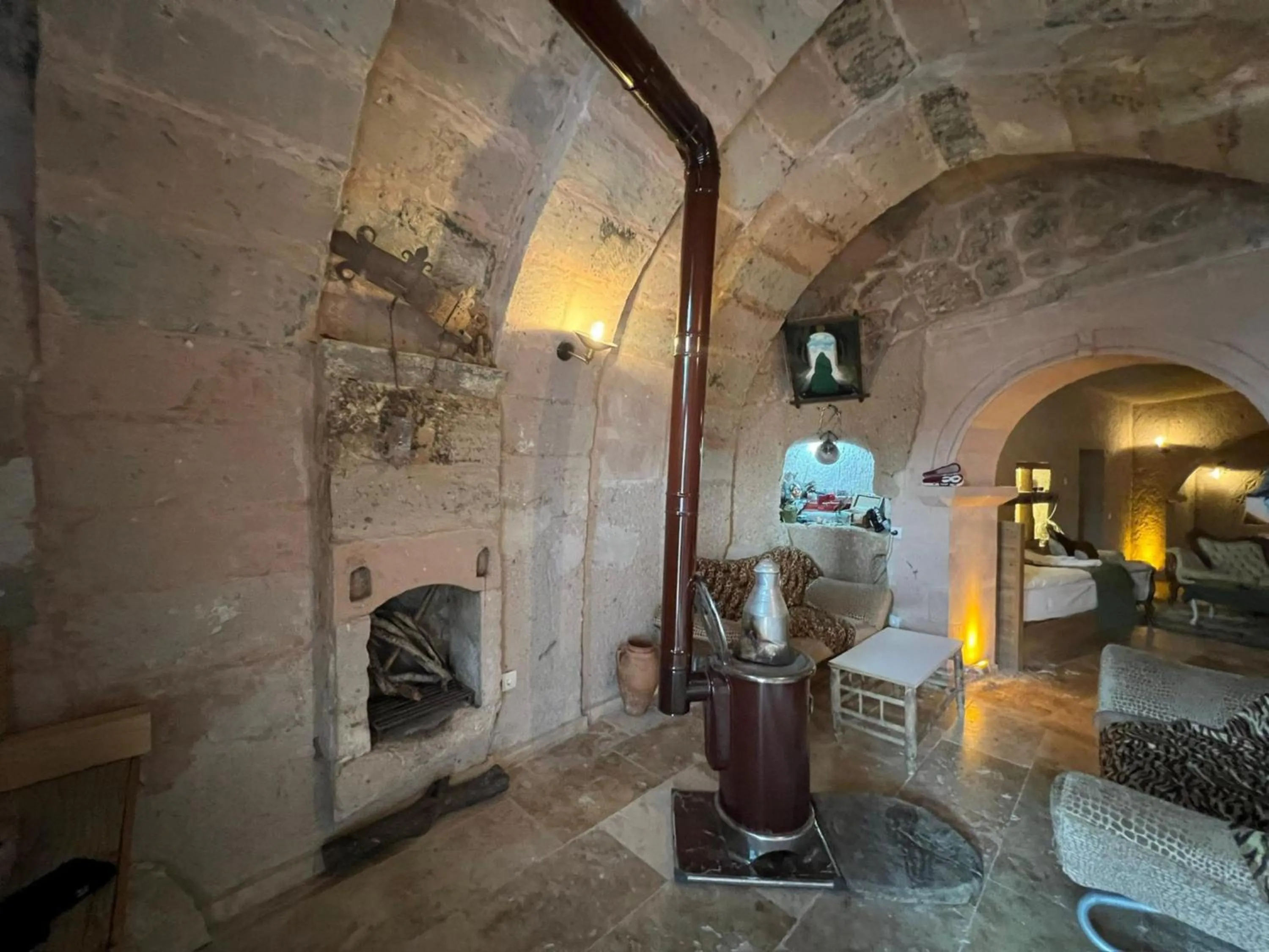 Seating area in Yeşilöz inn Cave otel