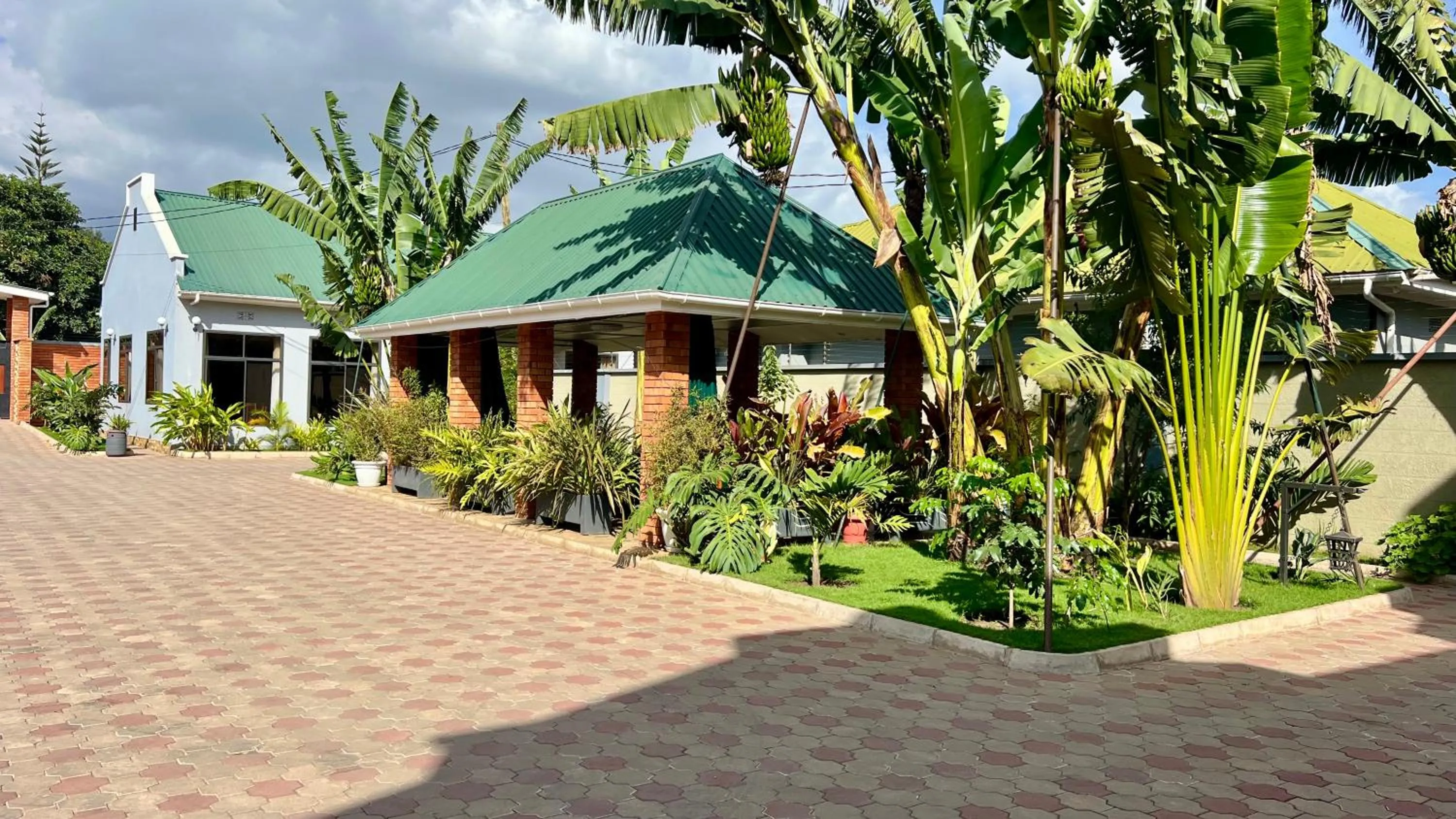 Property building in Medan Hotel