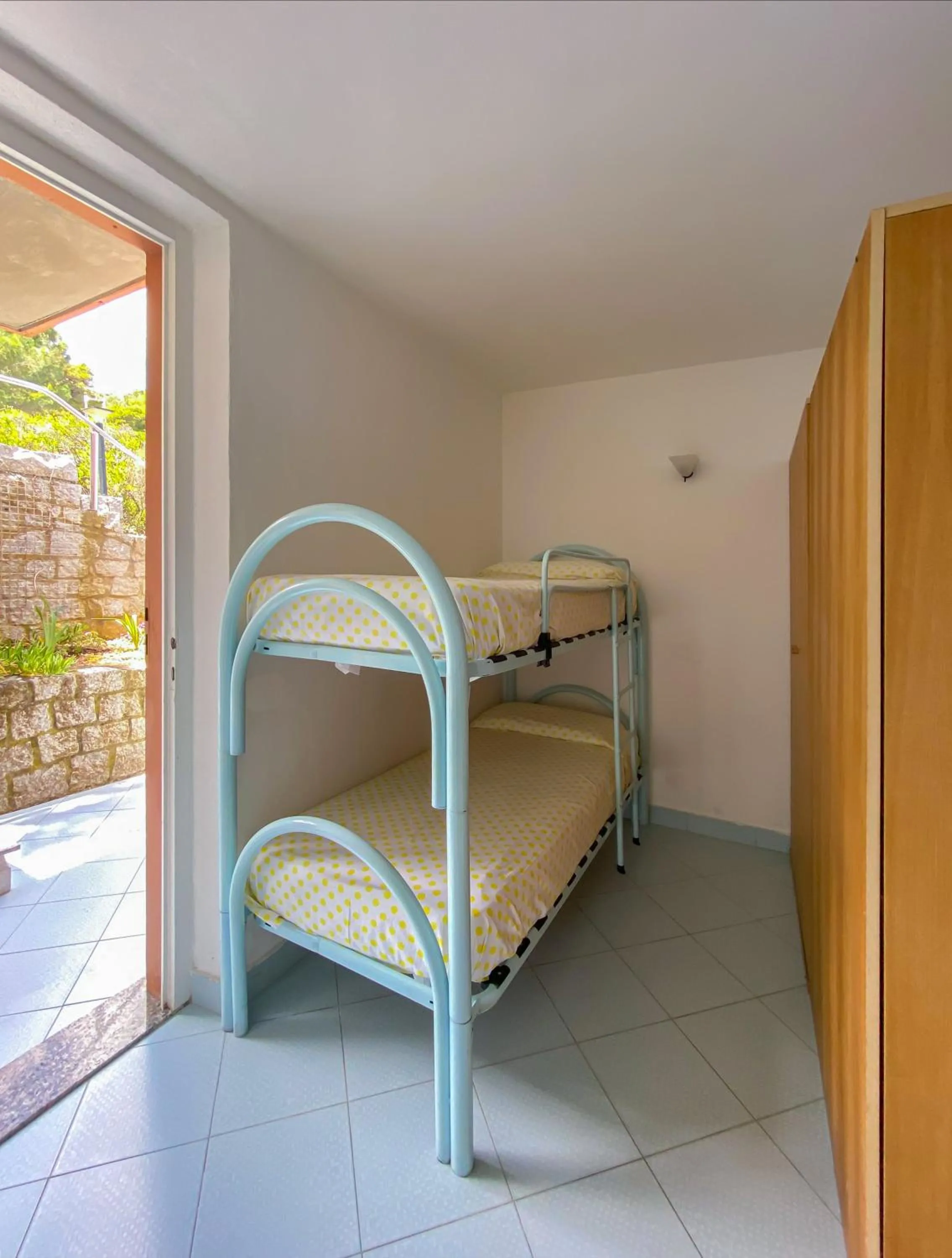 bunk bed, Bed in Residence Intur