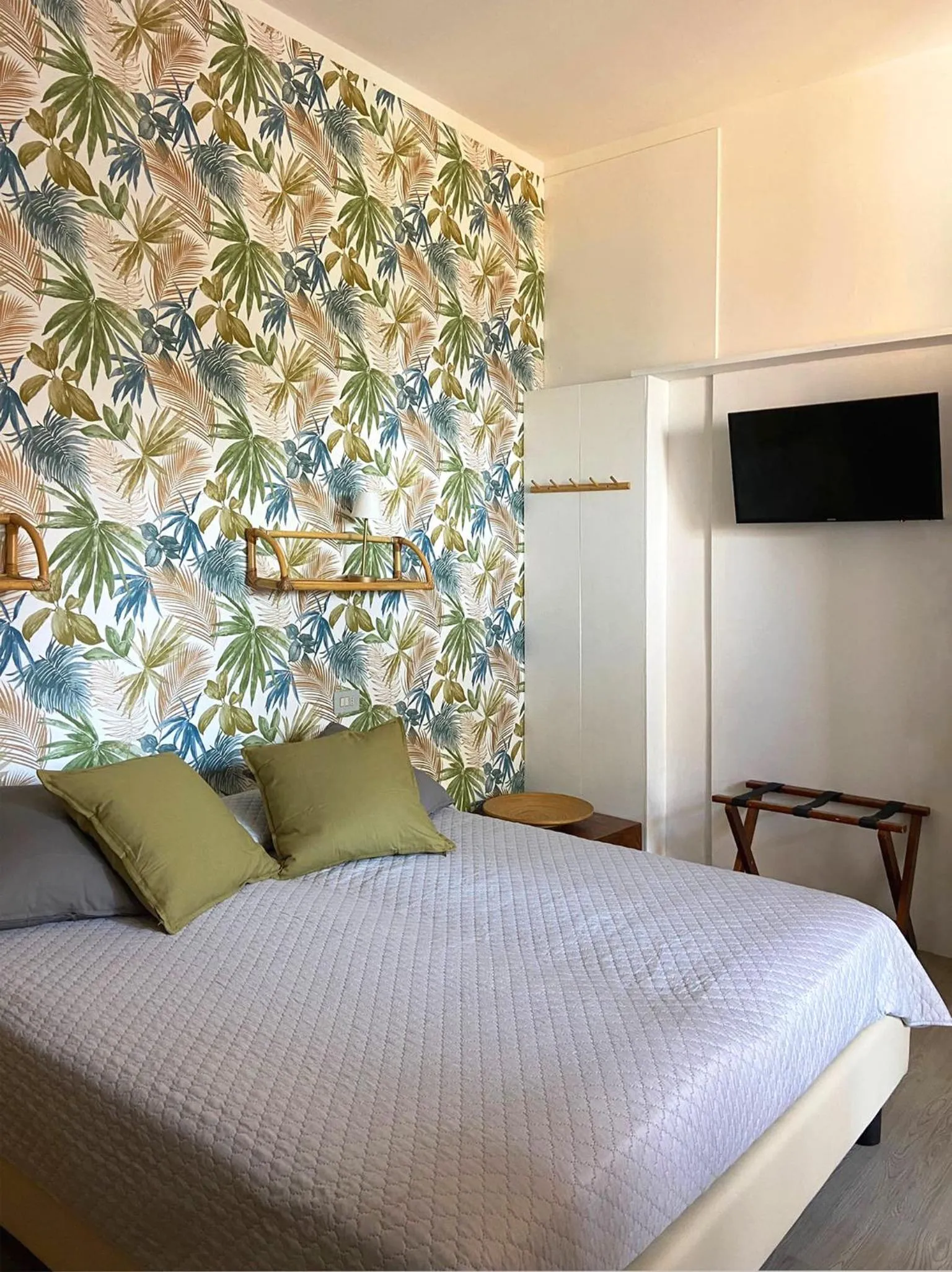 Bed in Residence Intur