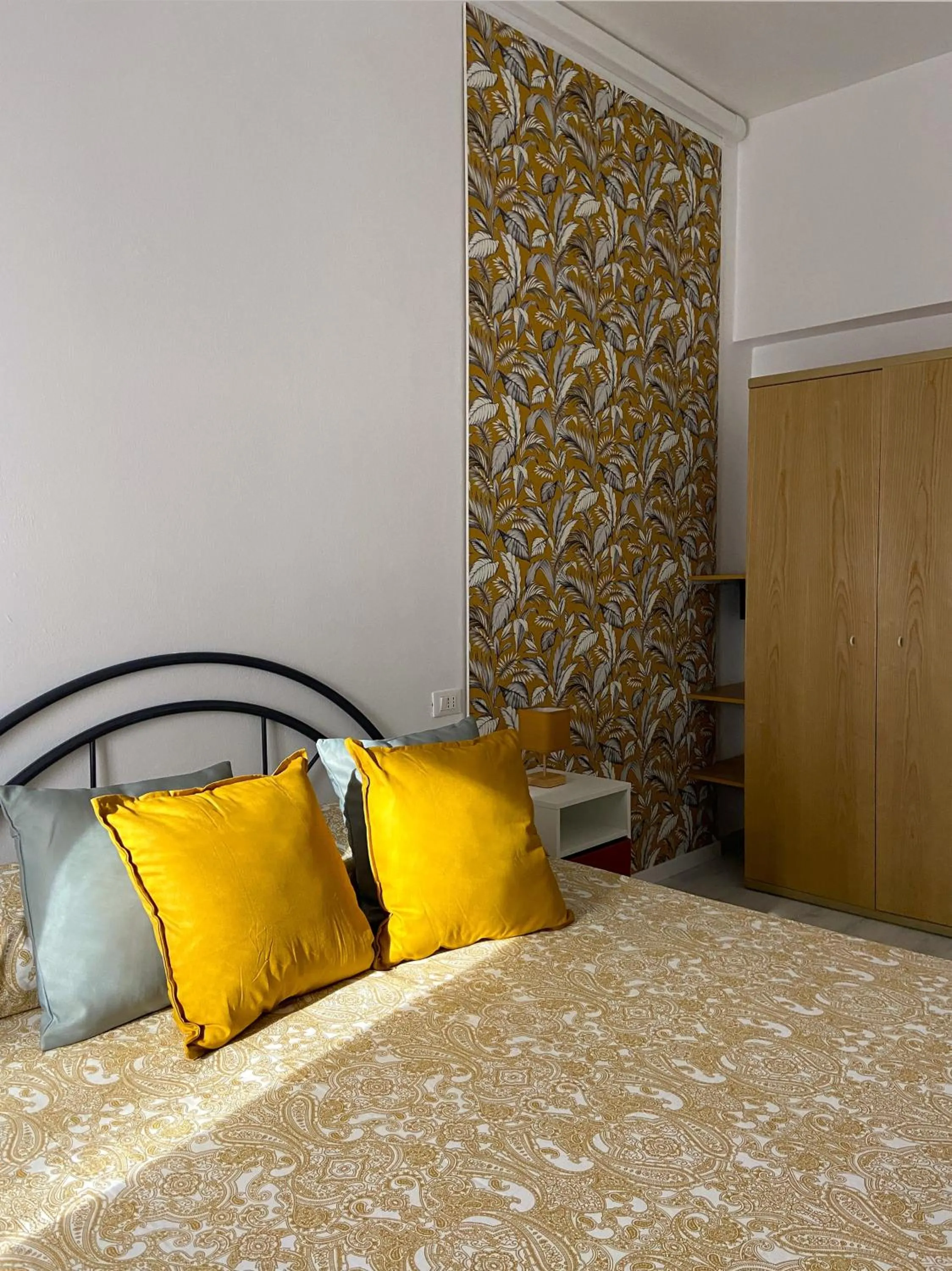 Bed in Residence Intur