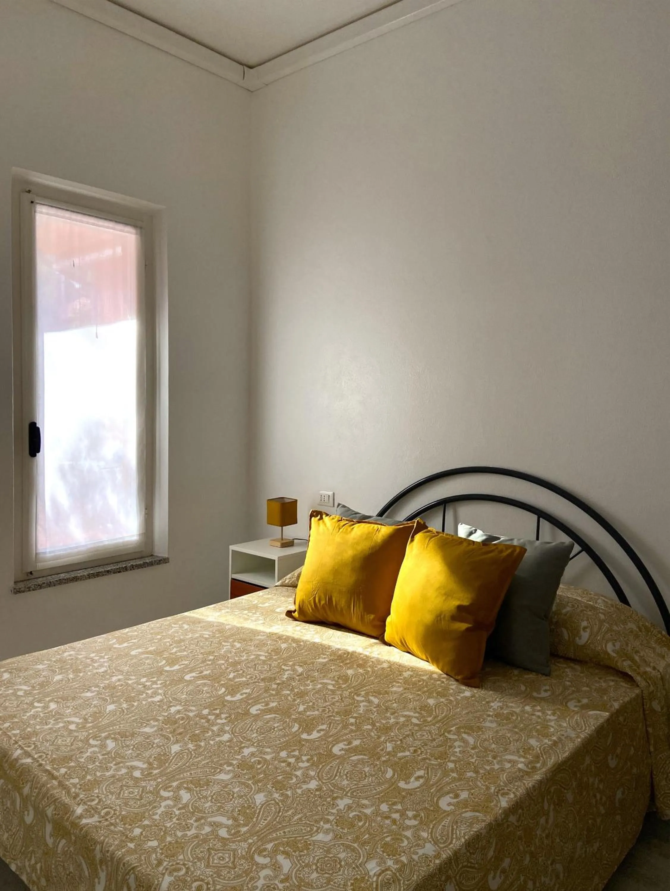 Bed in Residence Intur