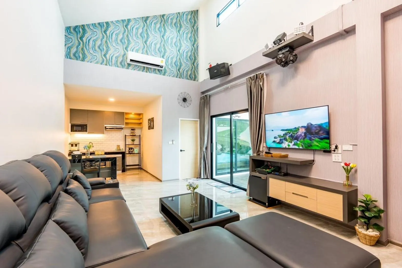 Living room in 58/20 Pool Villa