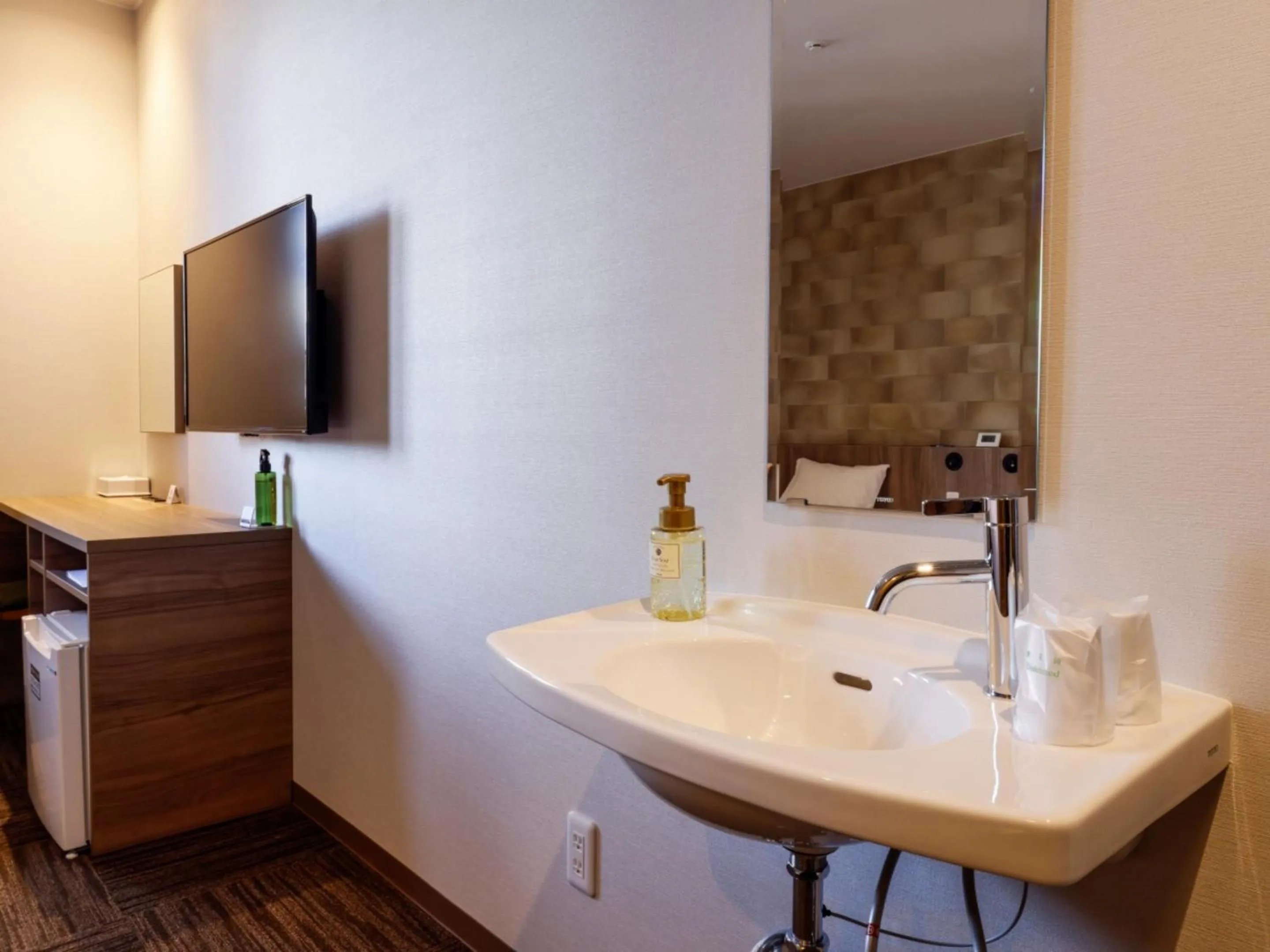 Photo of the whole room in Hotel Kii Tanabe