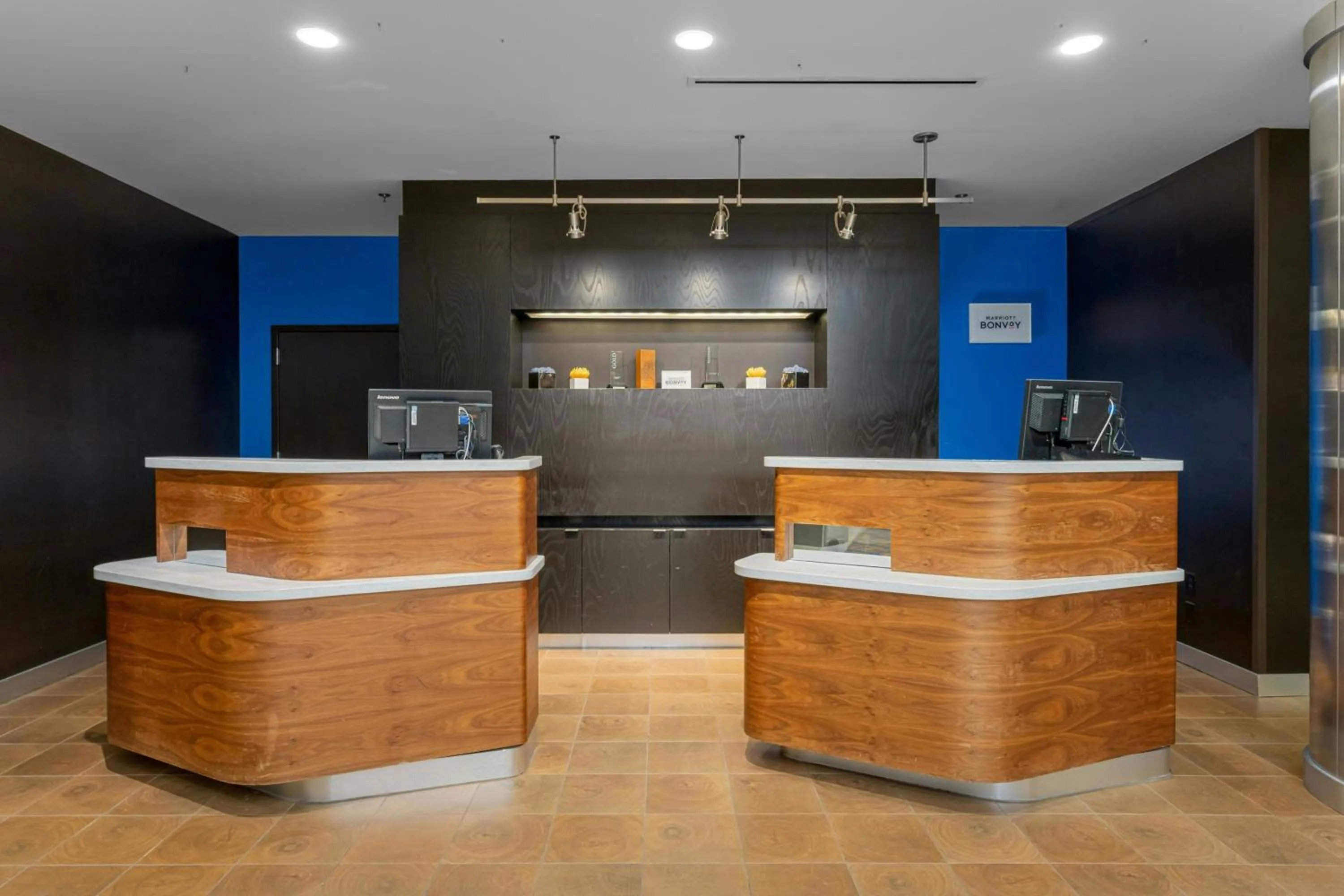 Lobby or reception in Courtyard by Marriott Asheville Airport