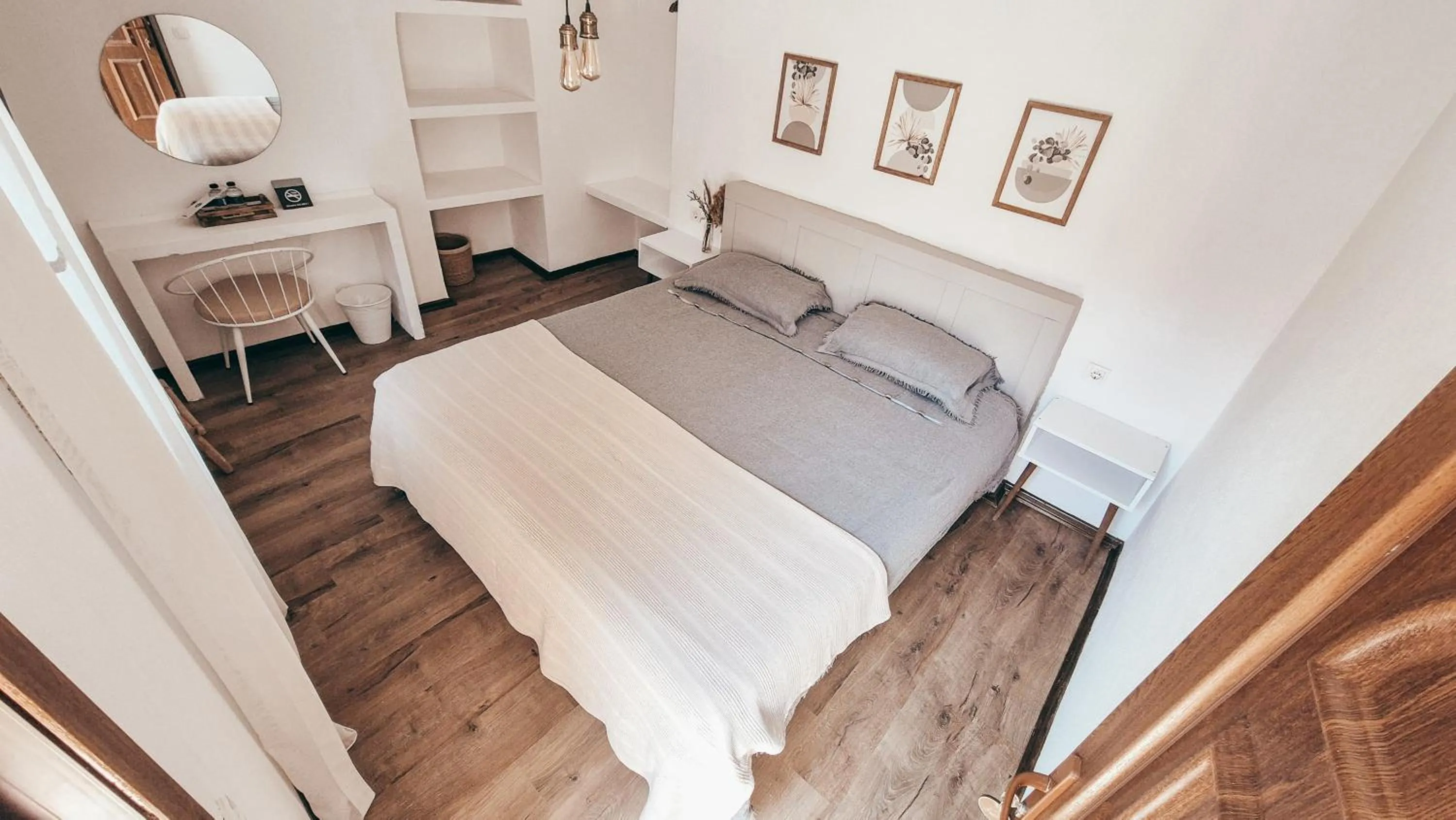 Photo of the whole room, Bed in La Luna Otel Cunda