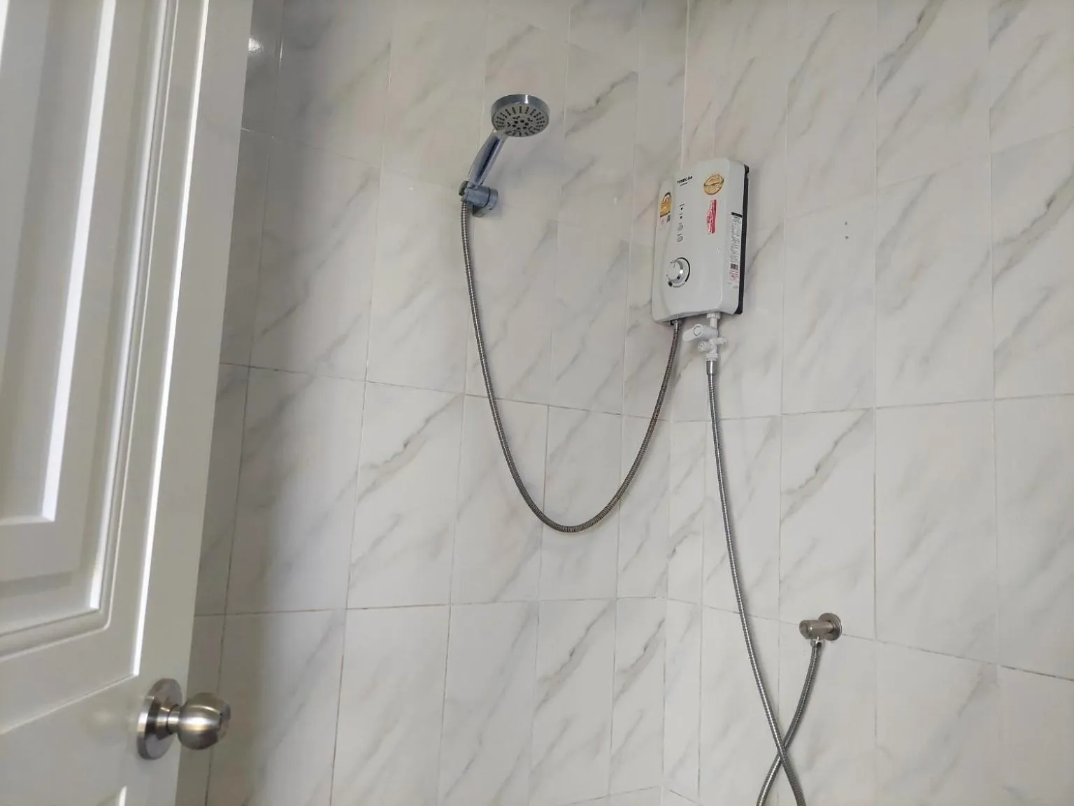 Shower in Heimat Garden - Your Home in Koh Yao Yai