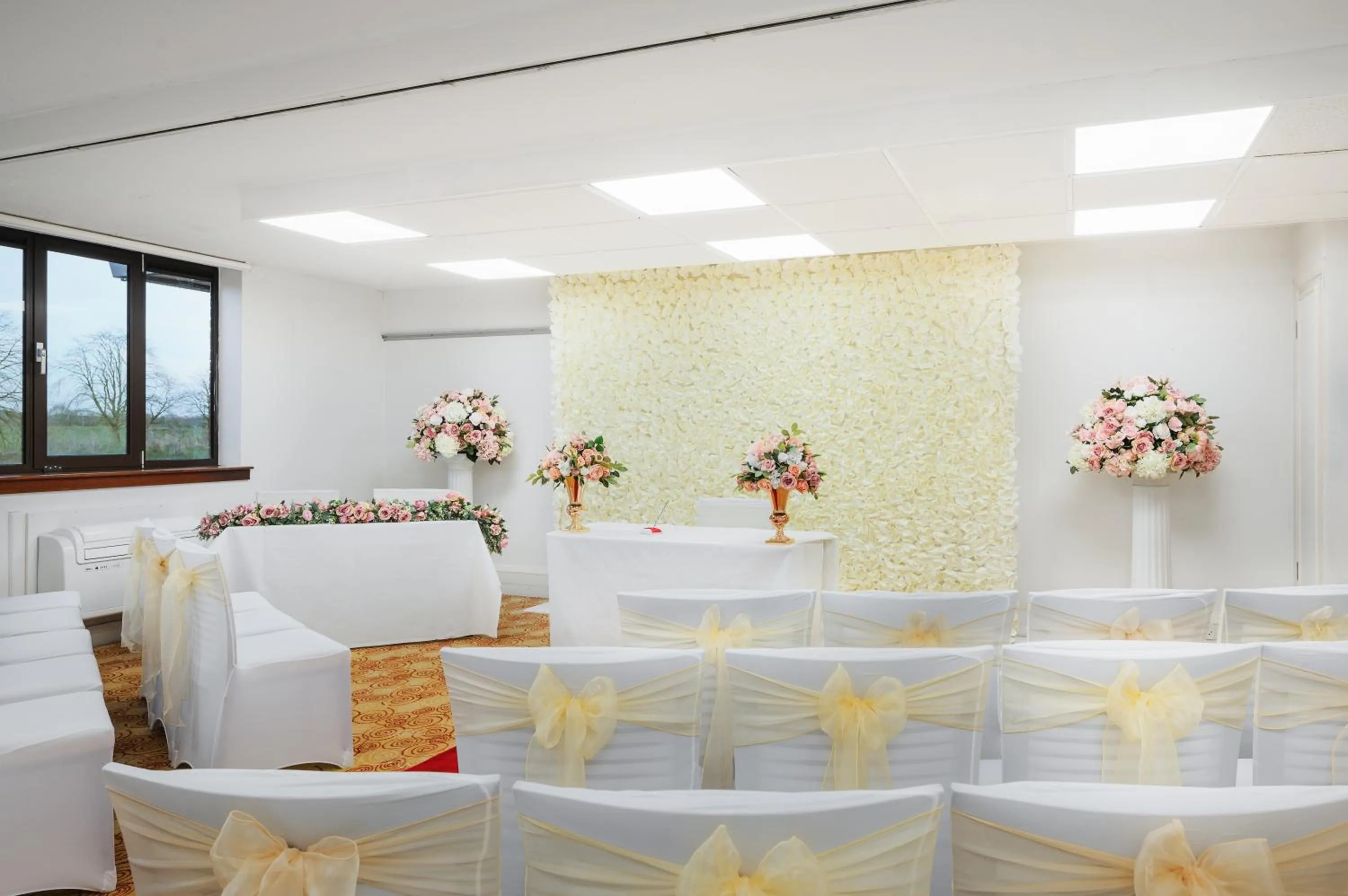 Banquet/Function facilities in Holiday Inn Northampton by IHG