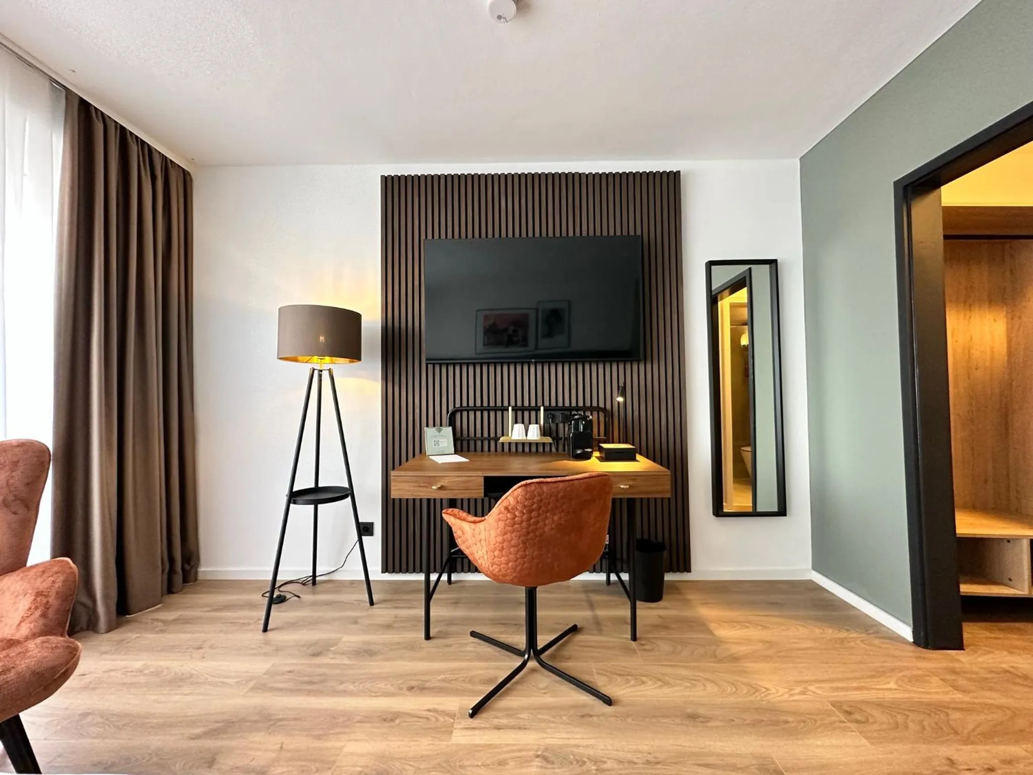 TV and multimedia in Aspire Palais Recklinghausen, Trademark Collection by Wyndham