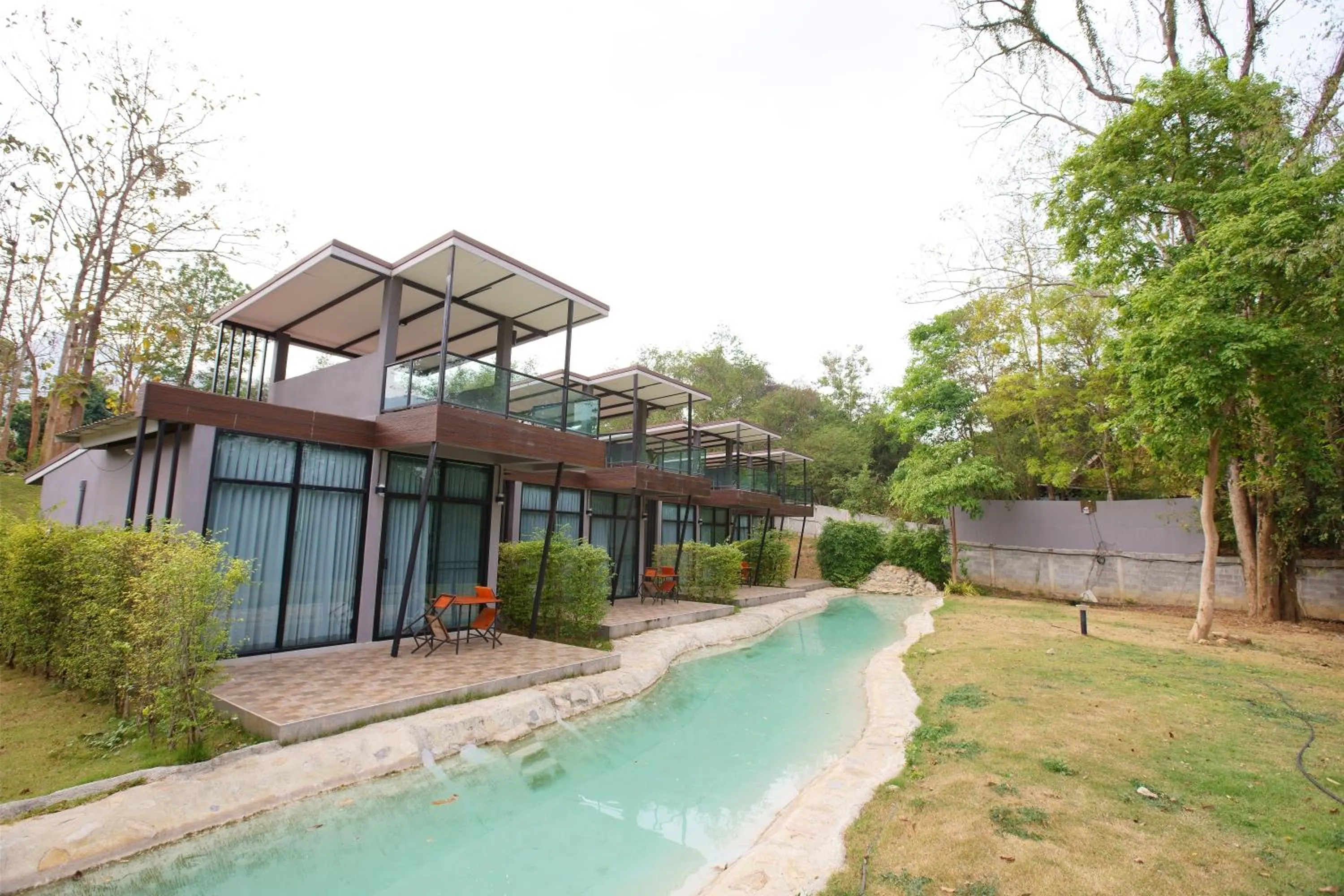 Kwai Tara Riverside Villas