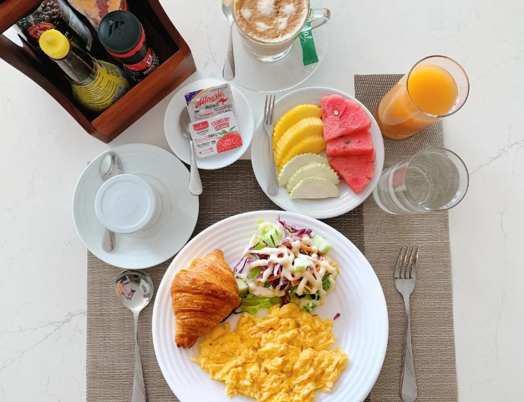 Food and drinks in SN Residences