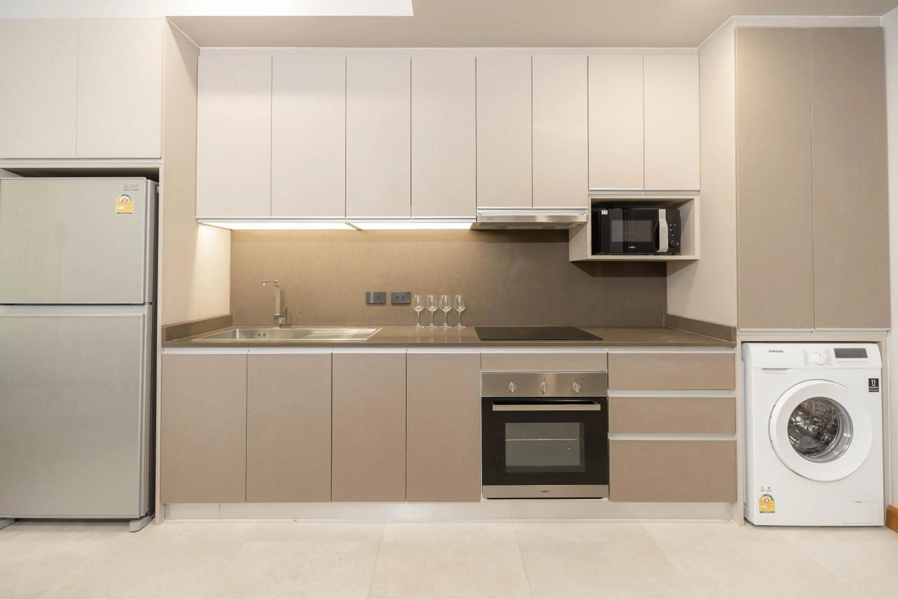 Kitchen or kitchenette in SN Residences