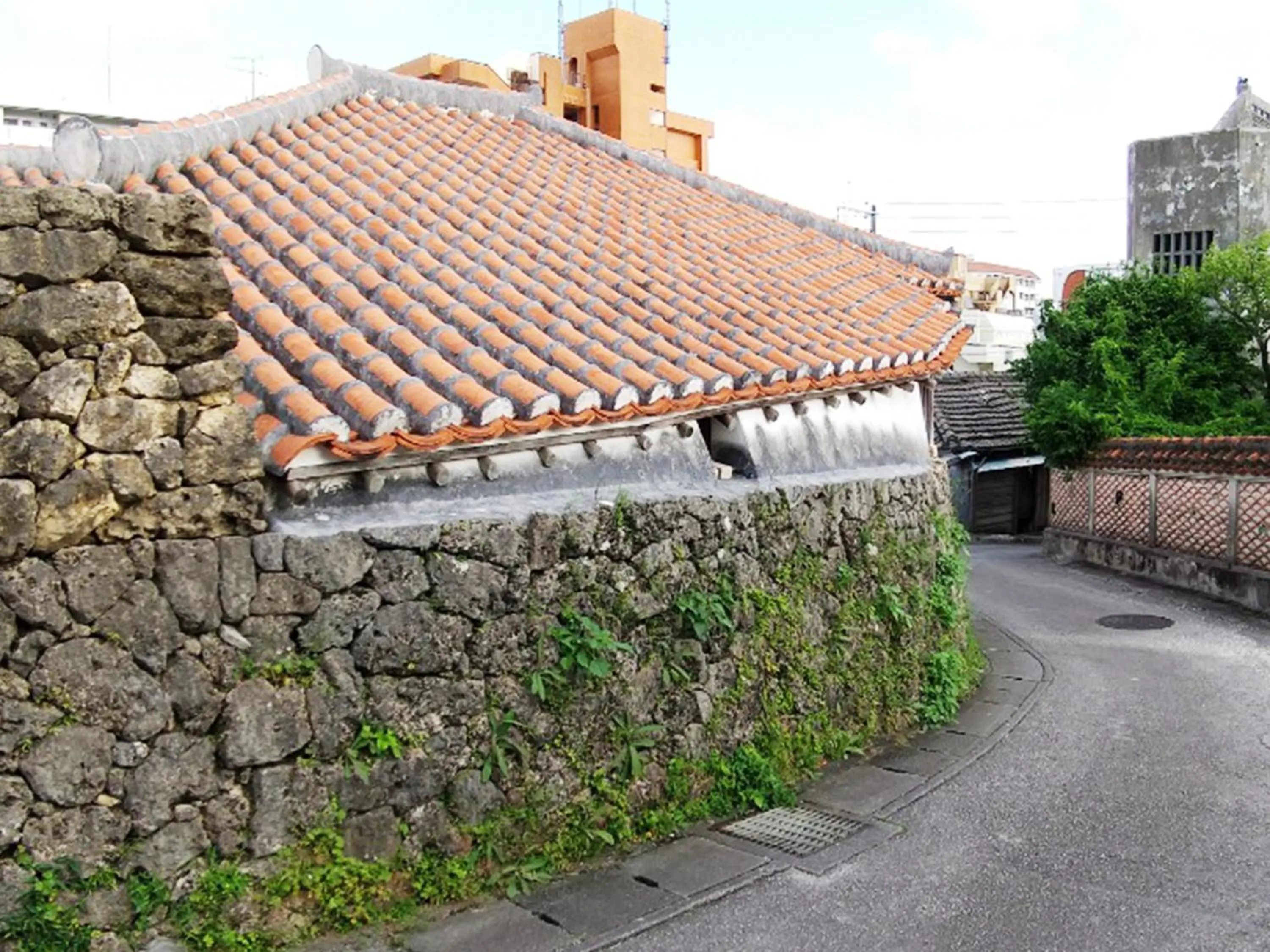 Nearby landmark in Hotel Abest Naha Kokusai Street