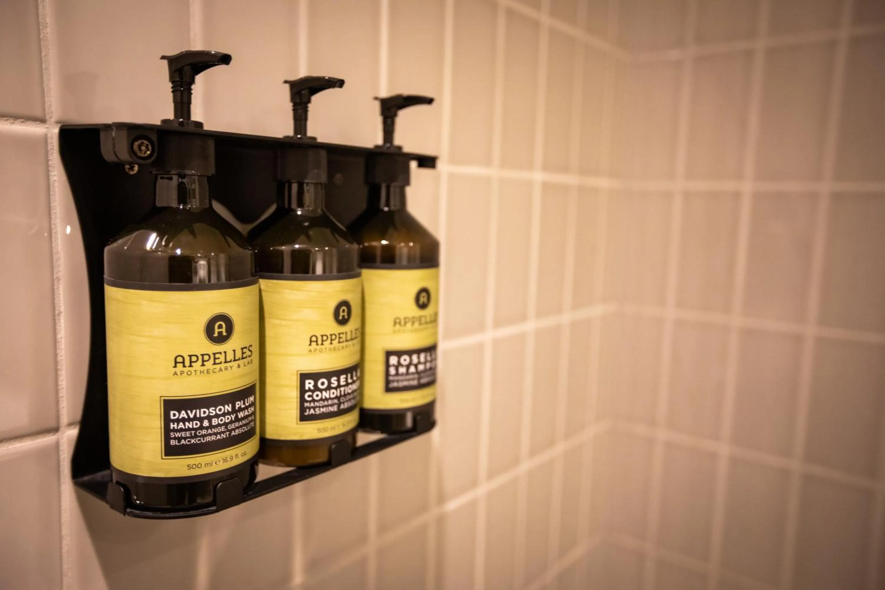 Bathroom in Peppers Marysville