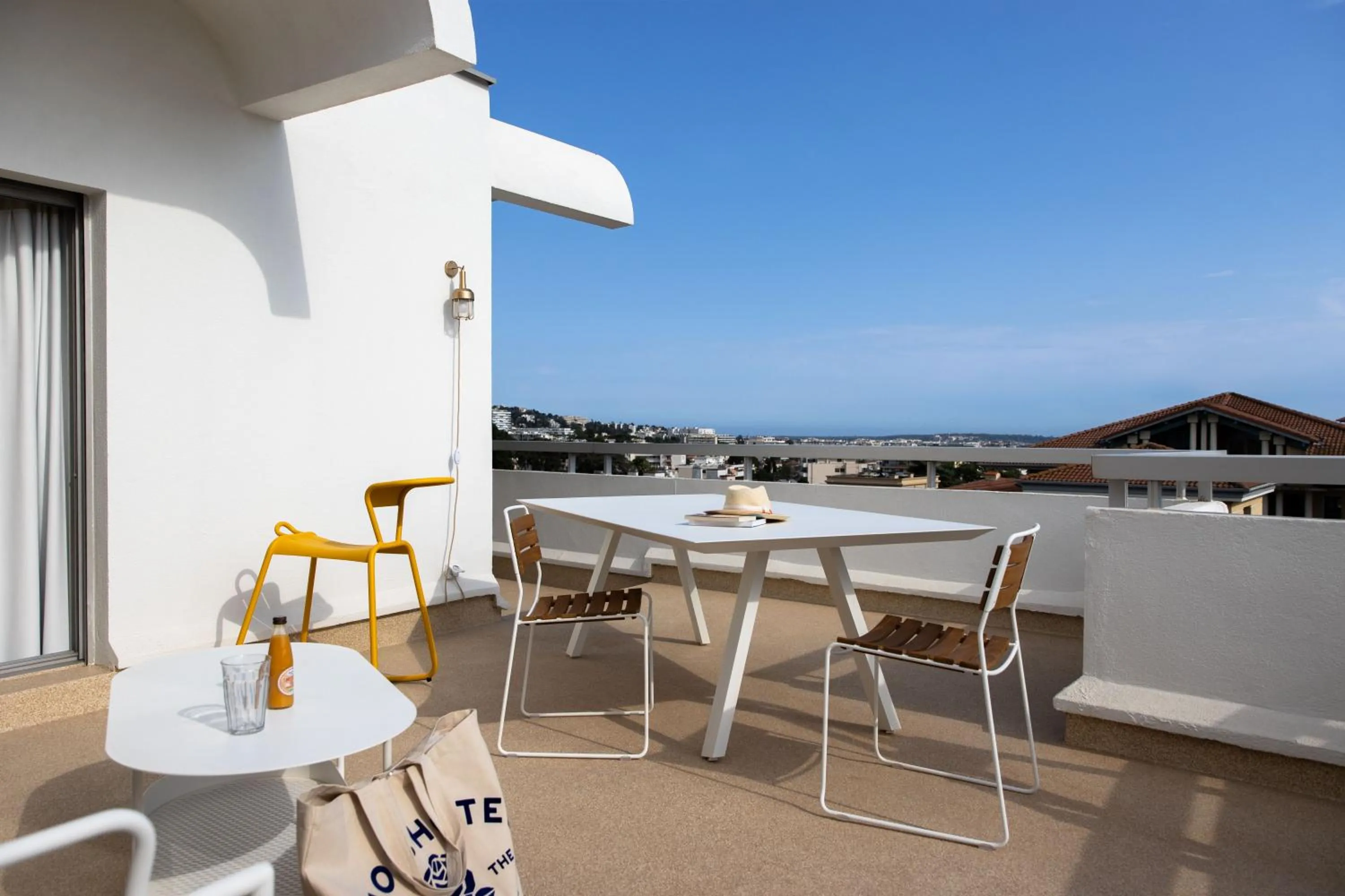 Balcony/Terrace in MOB HOTEL Cannes