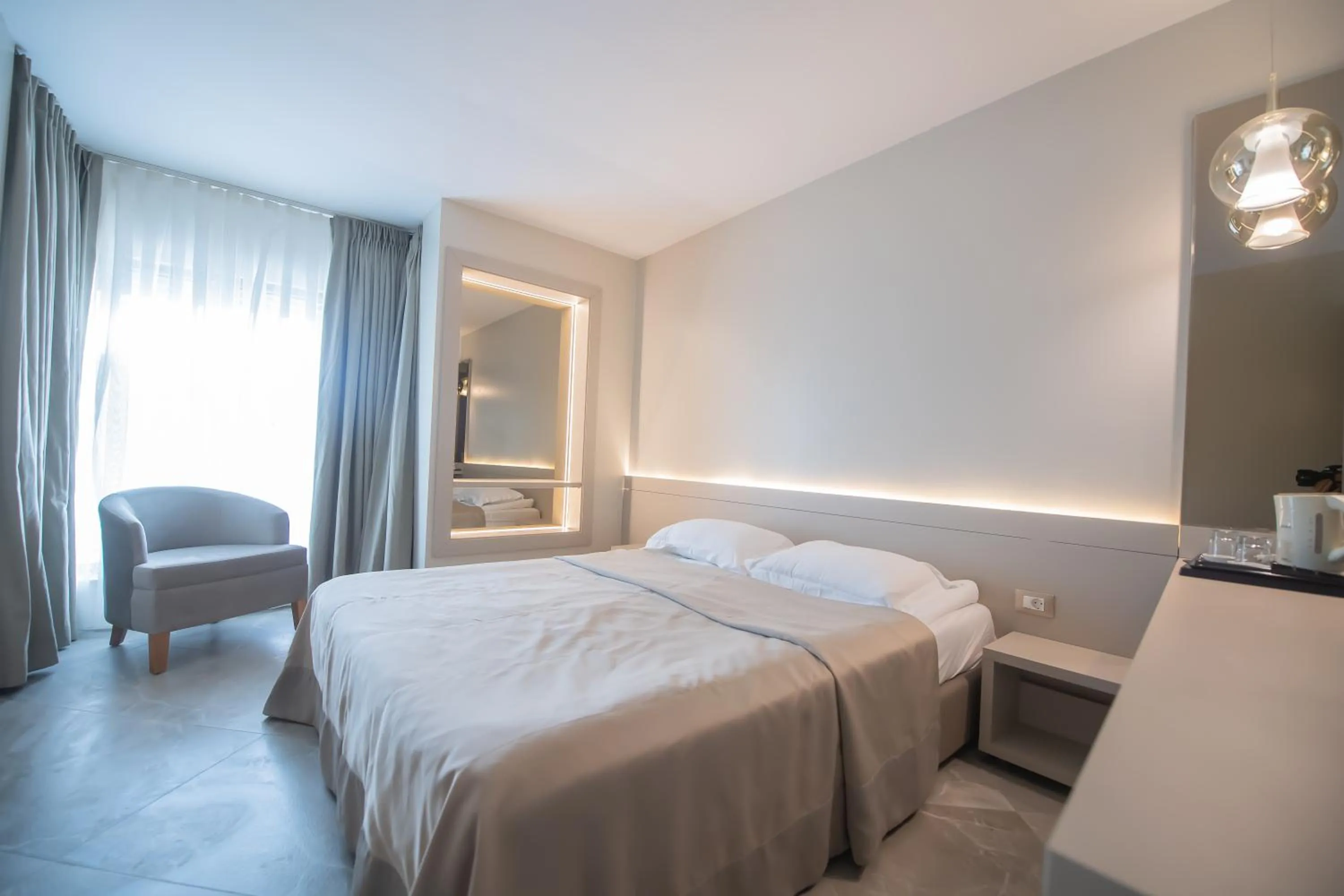 Bed in Hotel Atena***