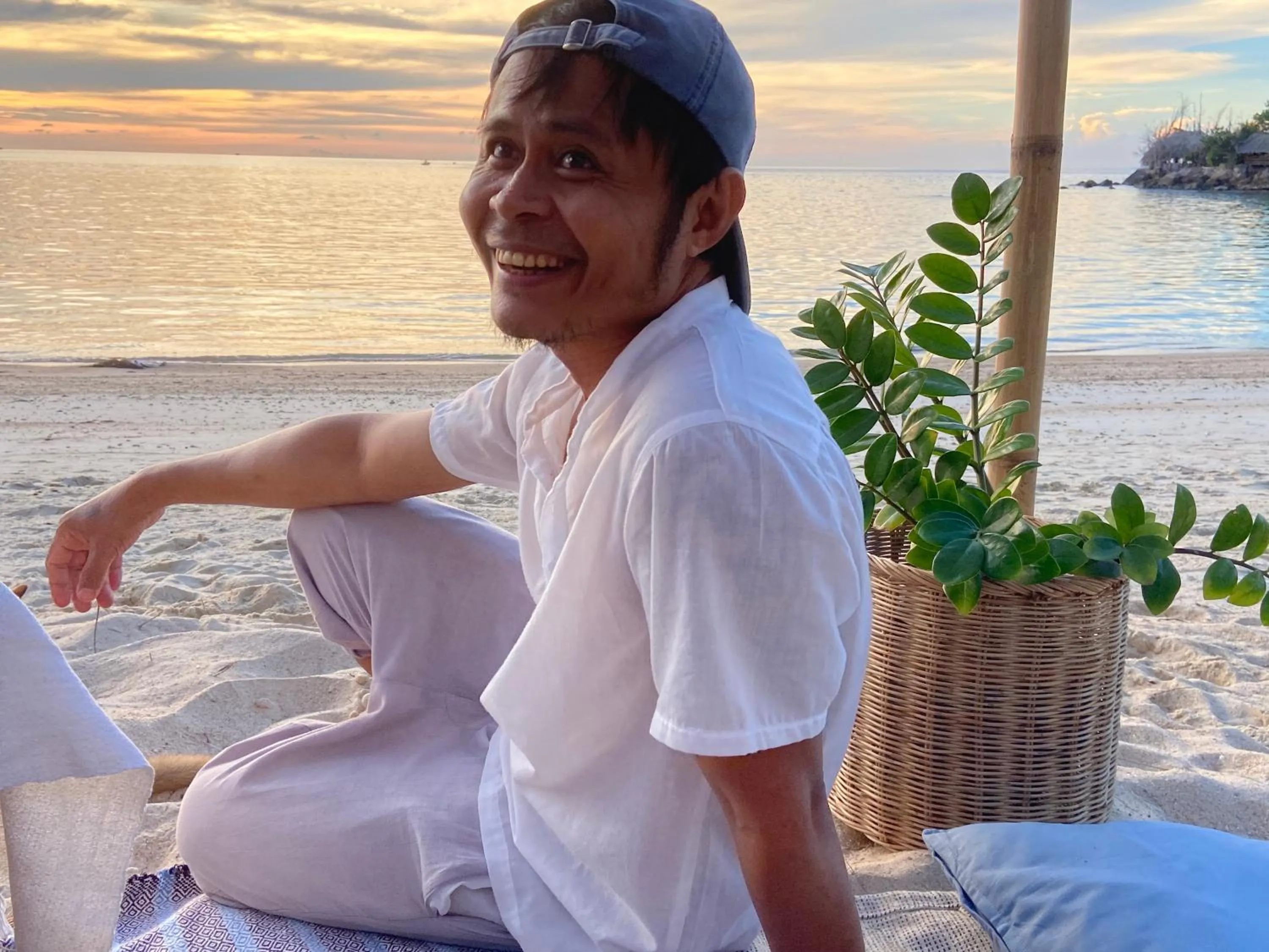 Dinner in Secret Beach Bungalows