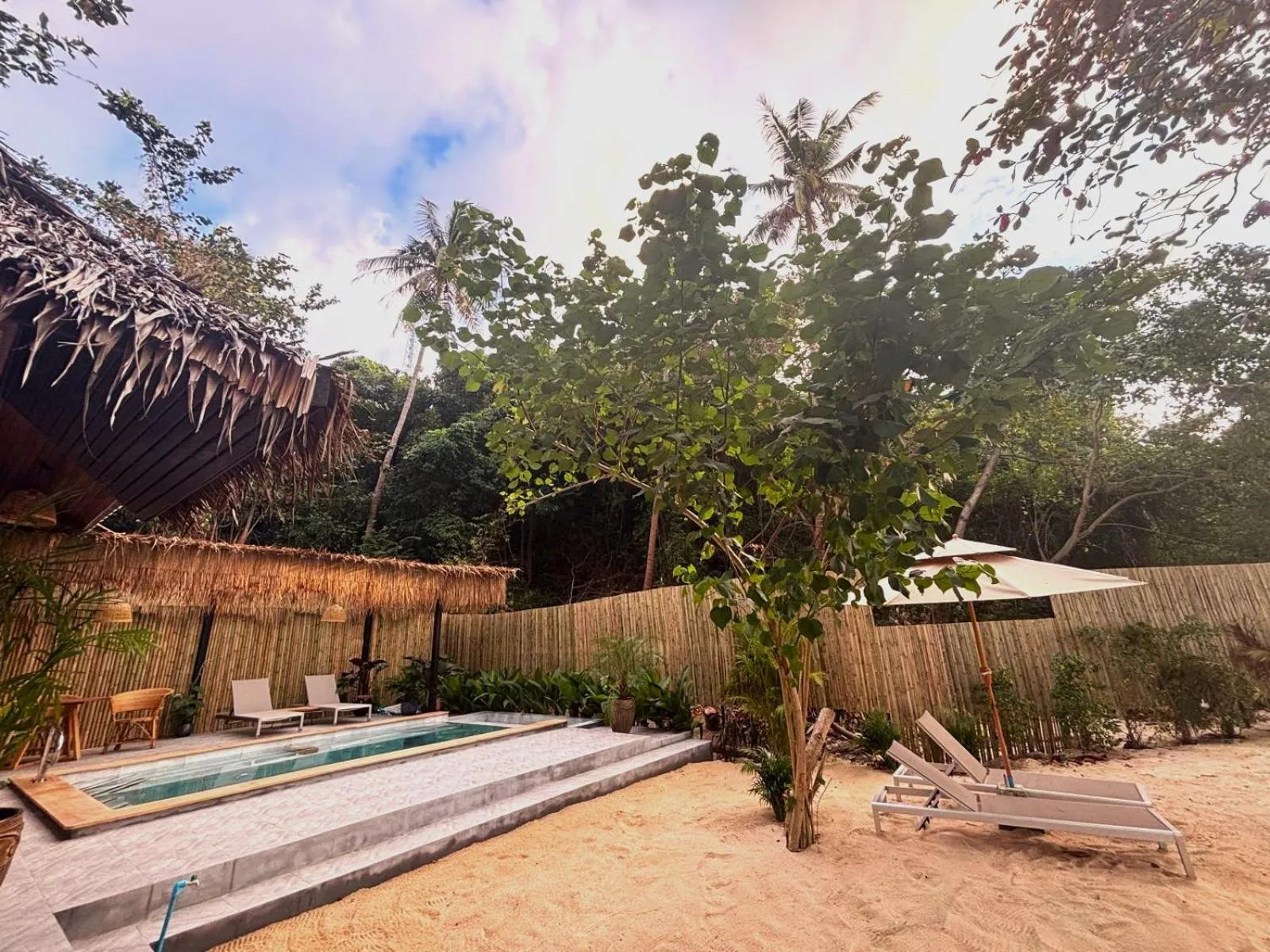 Garden in Secret Beach Bungalows