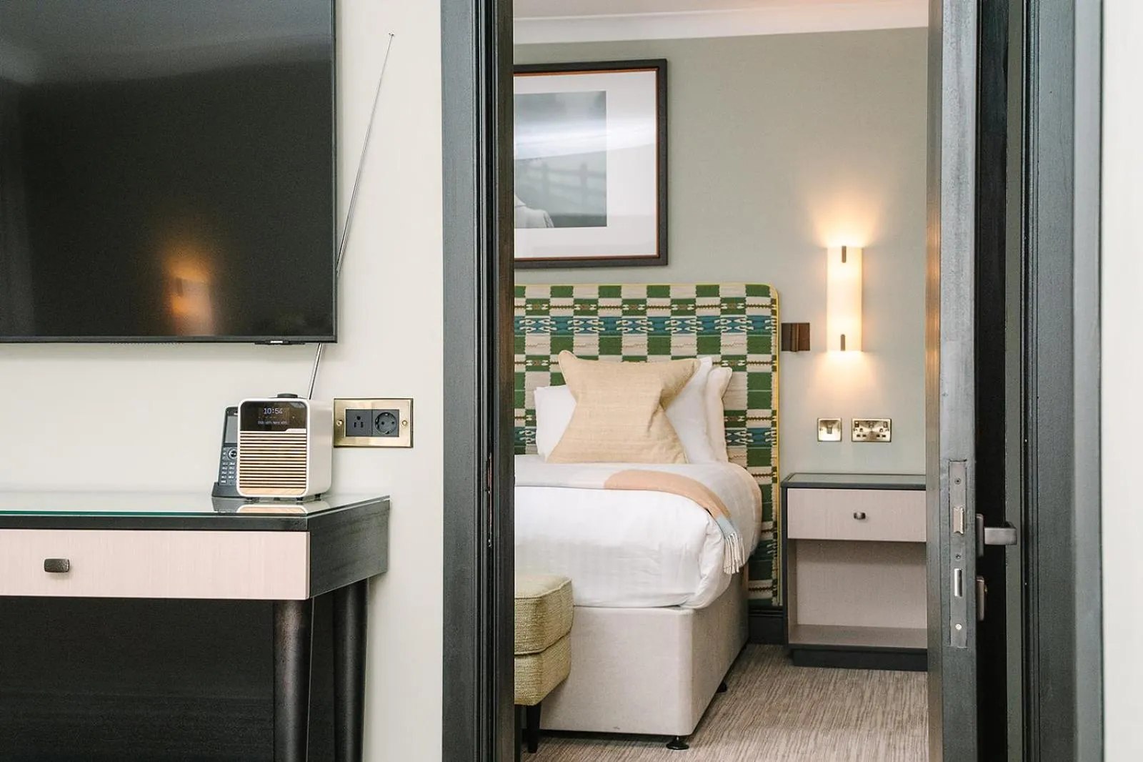 Bedroom, Bed in Royal Berkshire