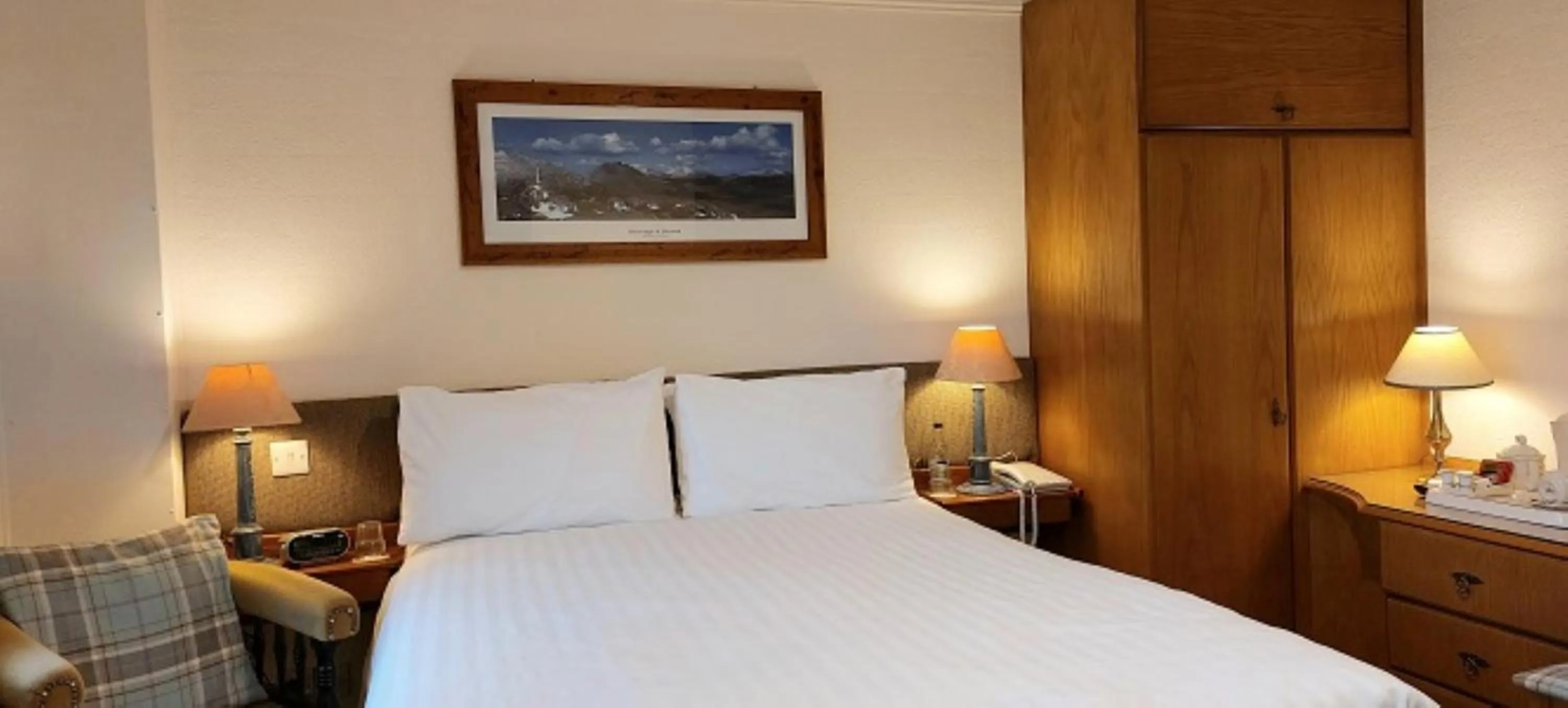 Bedroom, Bed in Enniskeen Country House Hotel