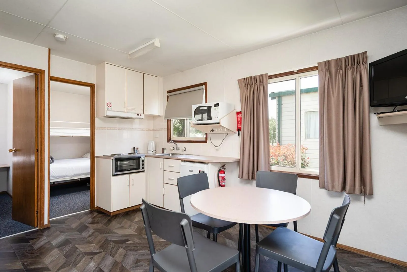 Living room in Gundagai Cabins & Tourist Park