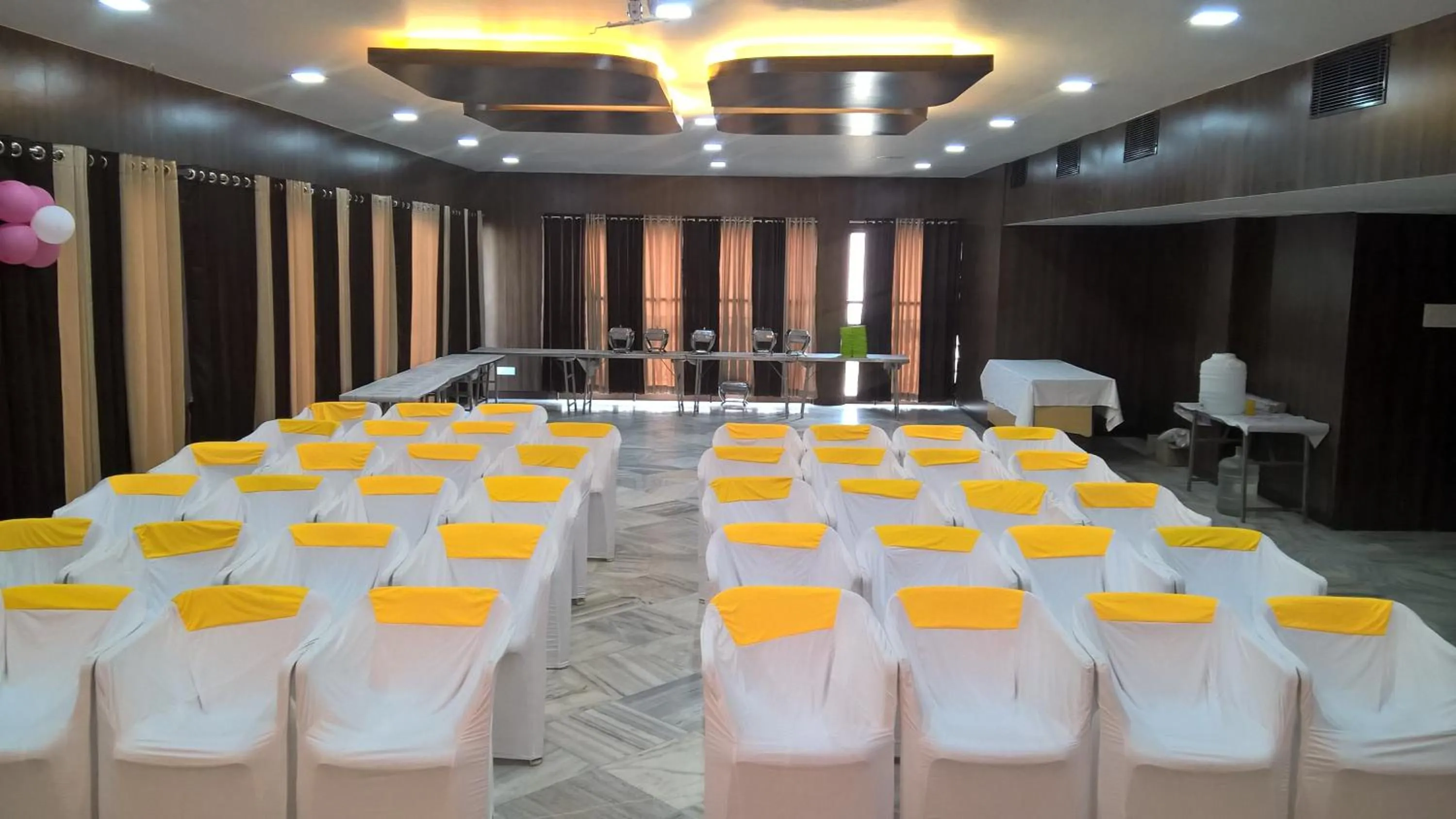 Banquet/Function facilities in Hotel Supreme