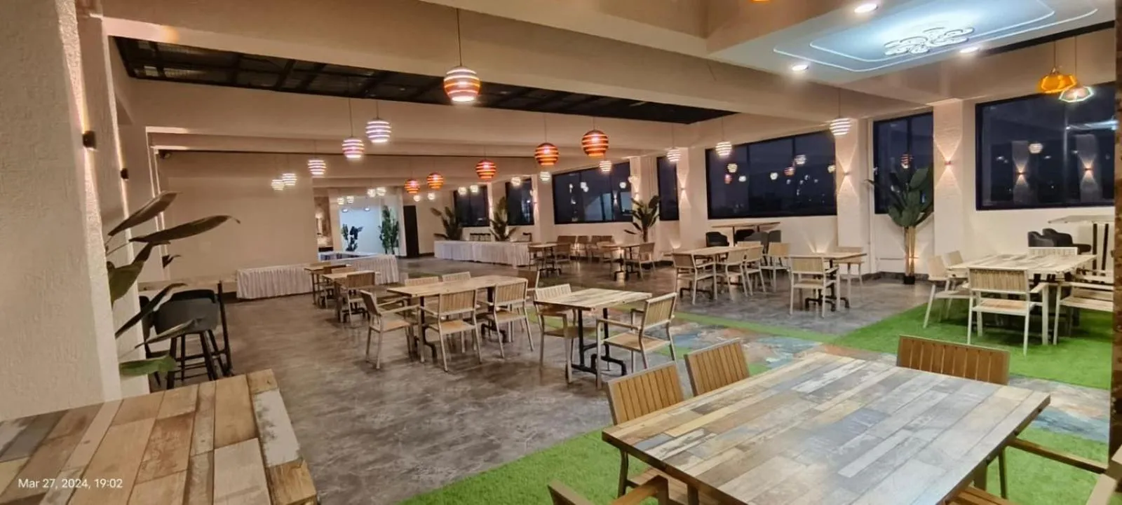 Restaurant/places to eat in Krishna Inn