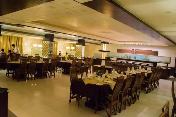 Hotel Sheela Shree Plaza