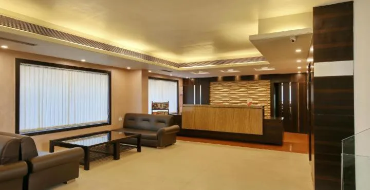 Lobby or reception in Hotel Sheela Shree Plaza