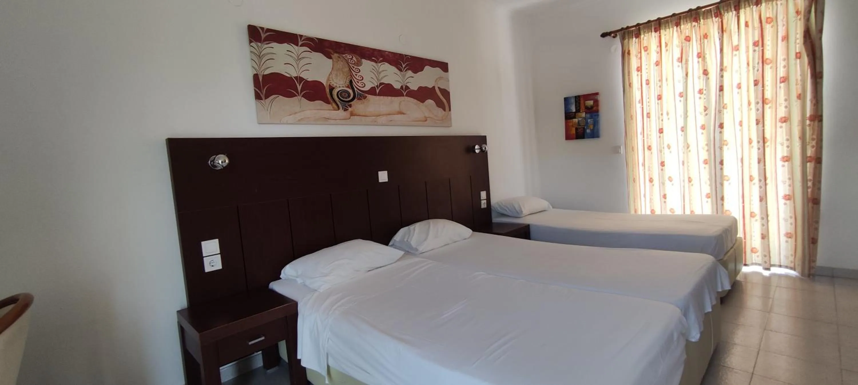 Balcony/Terrace, Bed in Elga Hotel & apartments