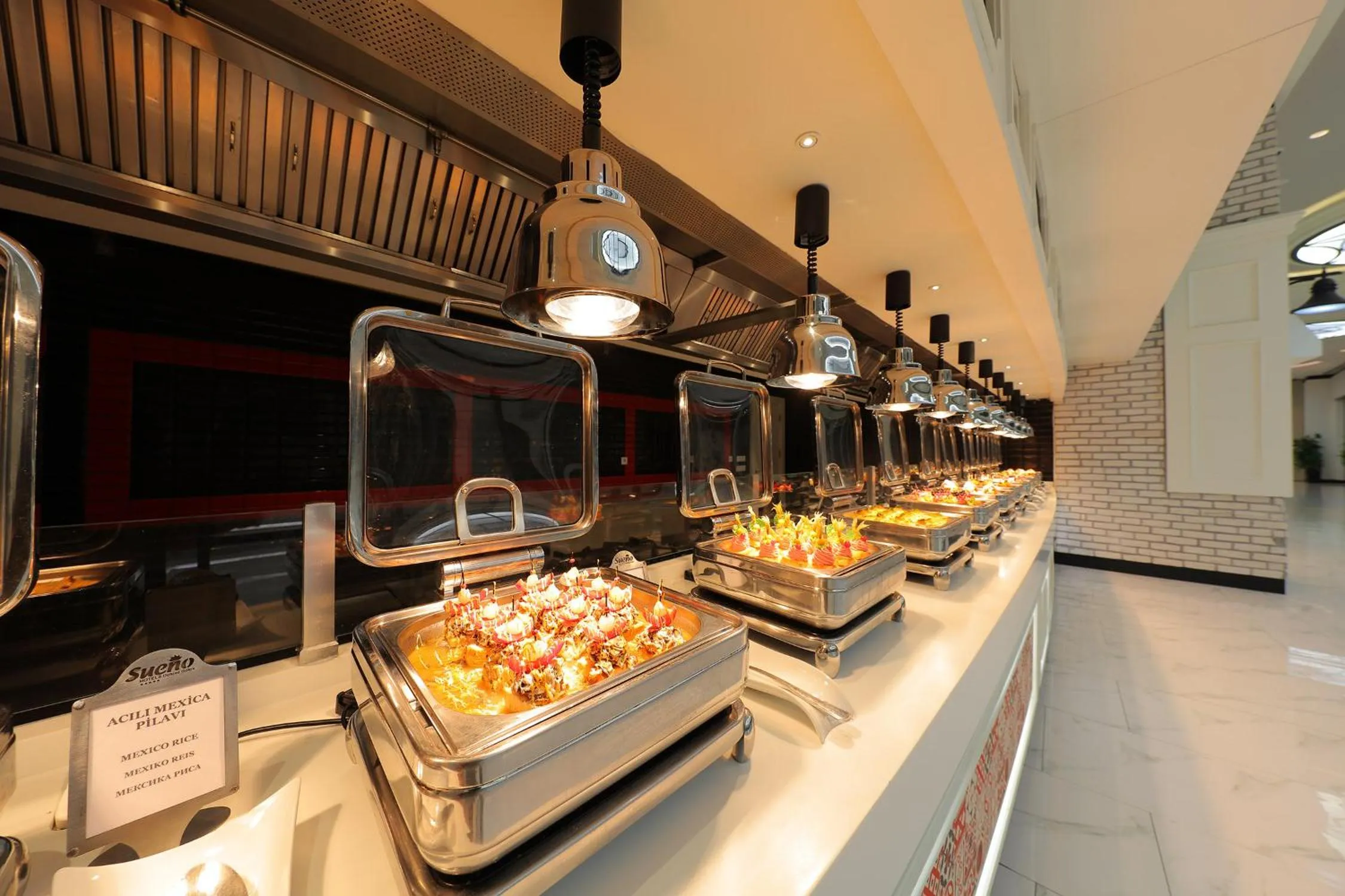 Food in Sueno Hotels Deluxe Belek