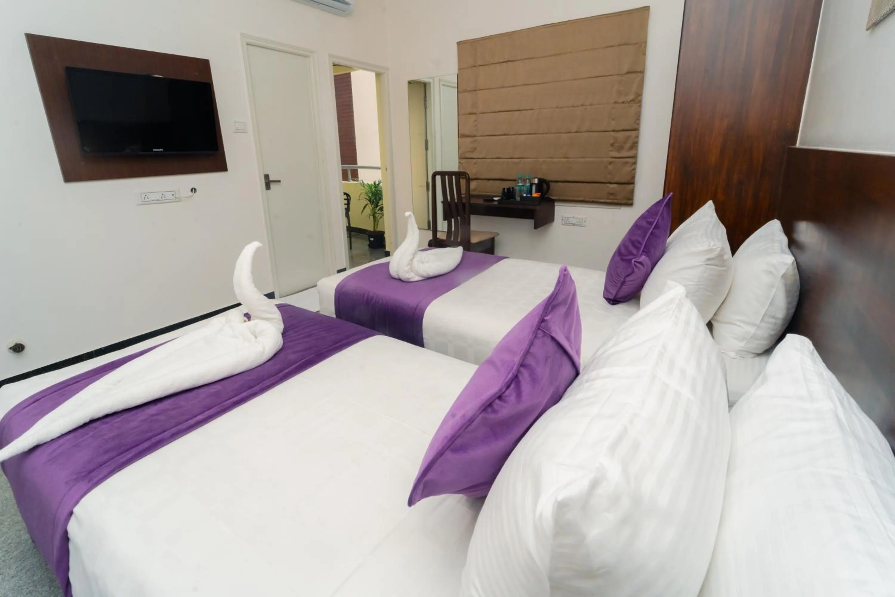 Bed in Hoppers Stop Yelahanka